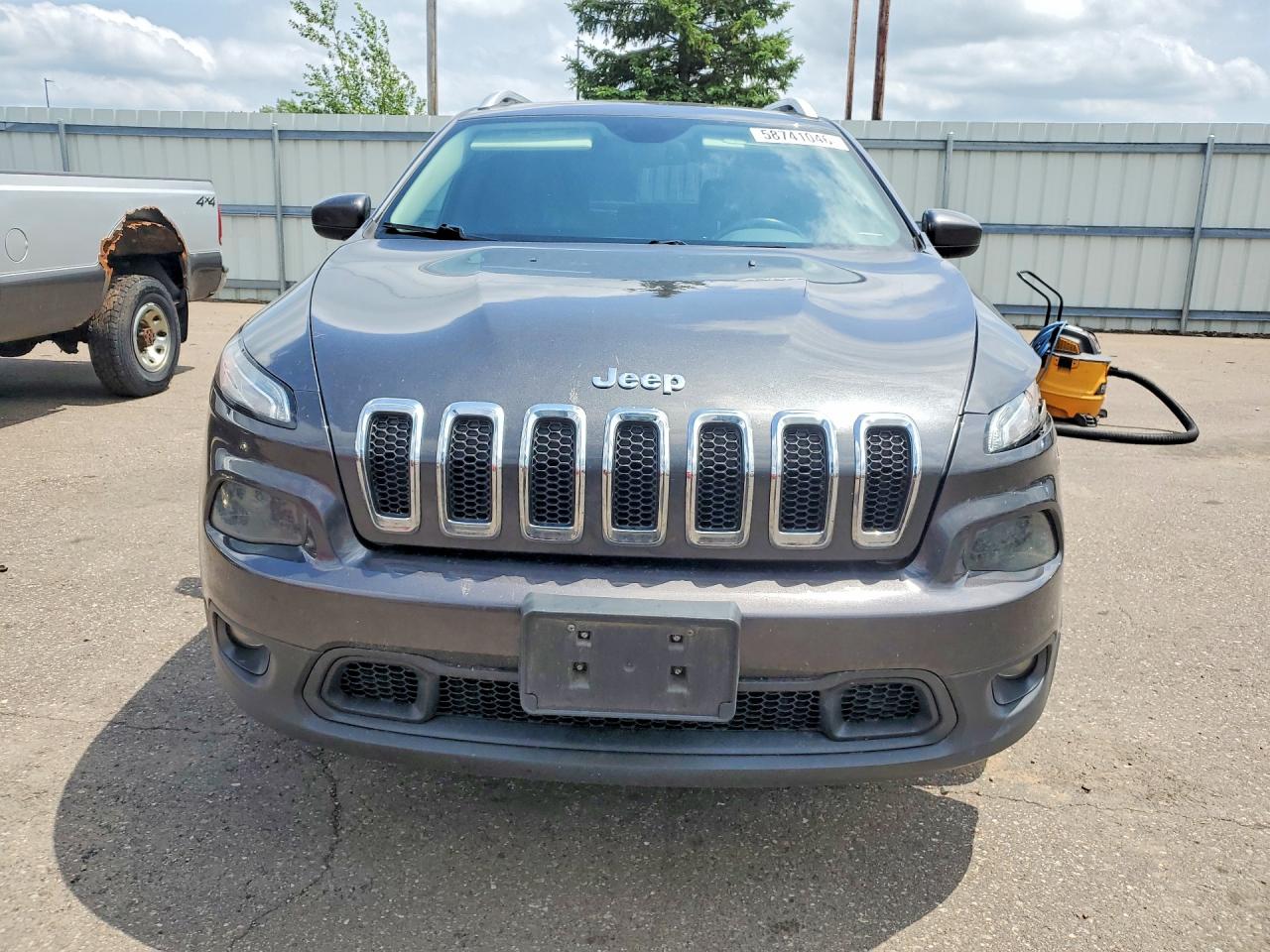 2015 Jeep Cherokee Latitude Угольный vin: 1C4PJMCBXFW702283