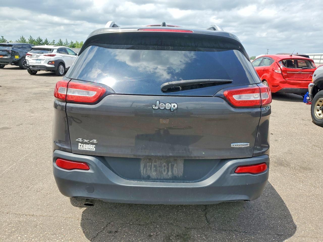 2015 Jeep Cherokee Latitude Угольный vin: 1C4PJMCBXFW702283