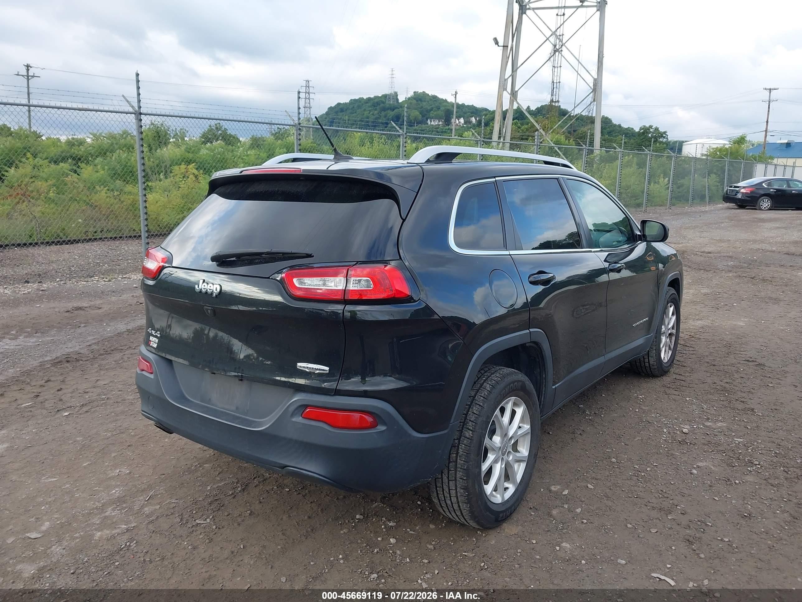 2015 Jeep Cherokee Latitude Black vin: 1C4PJMCBXFW715437
