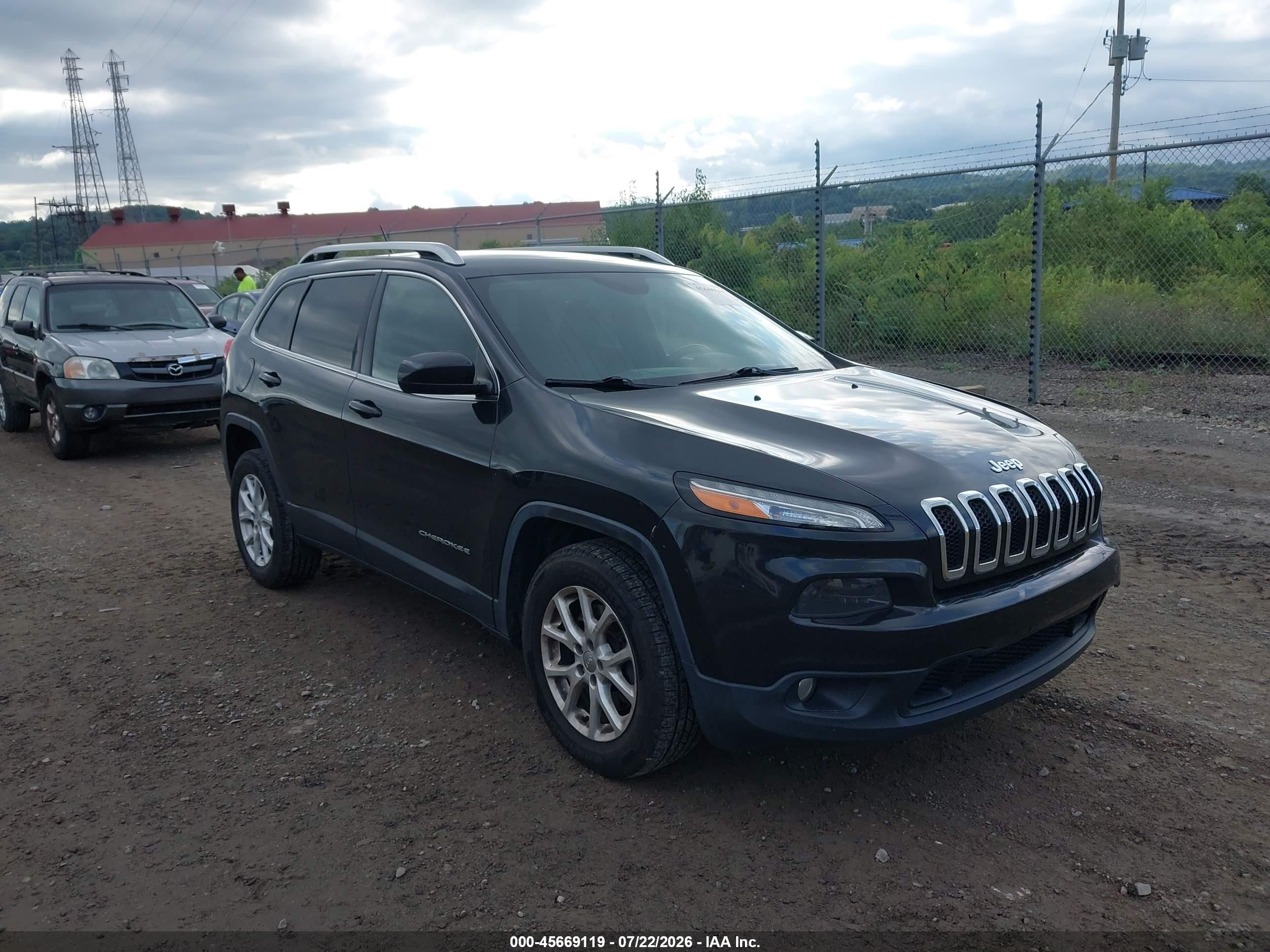 2015 Jeep Cherokee Latitude Black vin: 1C4PJMCBXFW715437