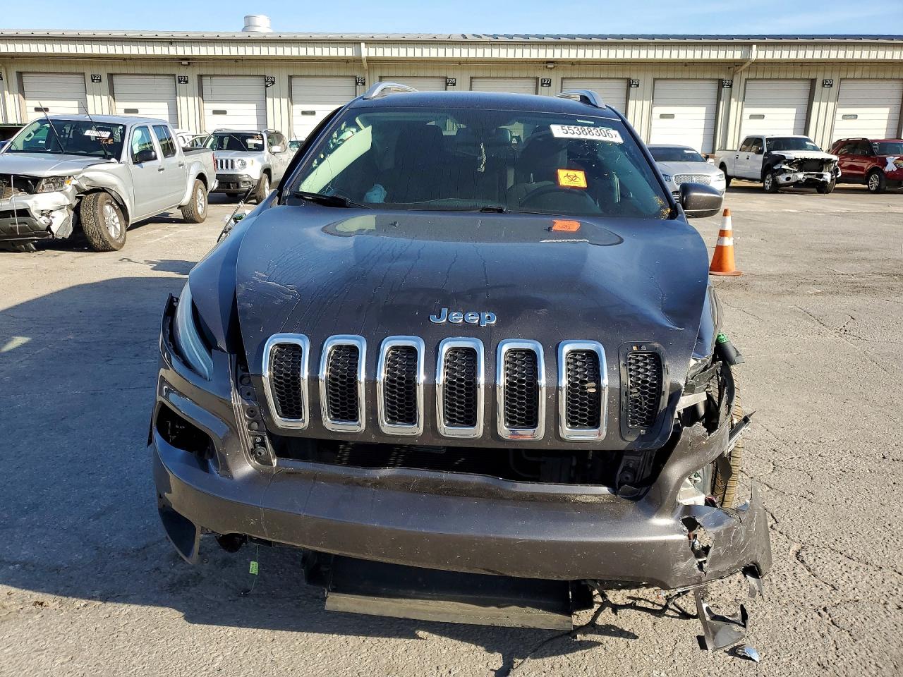 2015 Jeep Cherokee Latitude Gray vin: 1C4PJMCBXFW778277