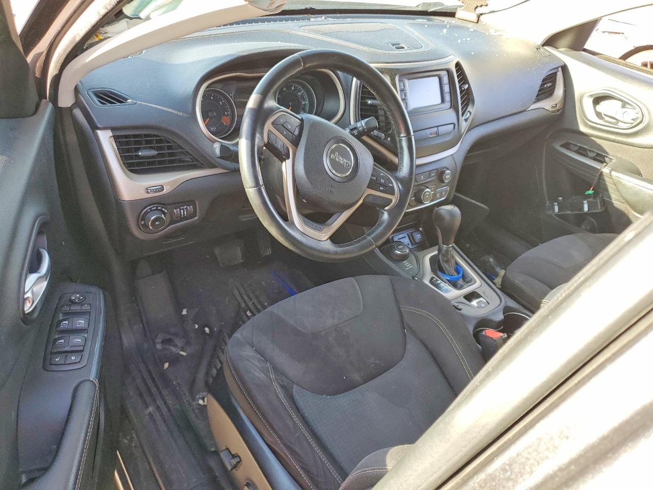 2015 Jeep Cherokee Latitude Gray vin: 1C4PJMCBXFW778277