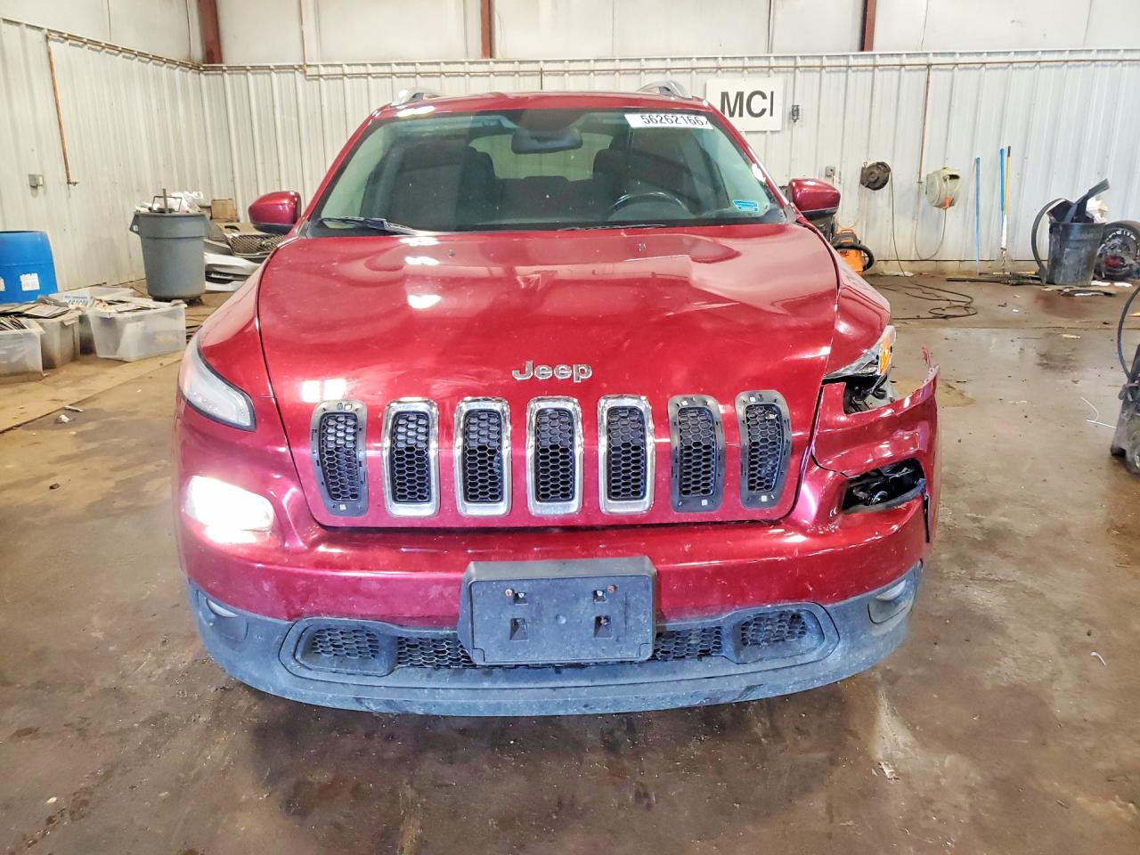 2016 Jeep Cherokee Latitude Red vin: 1C4PJMCBXGW359475