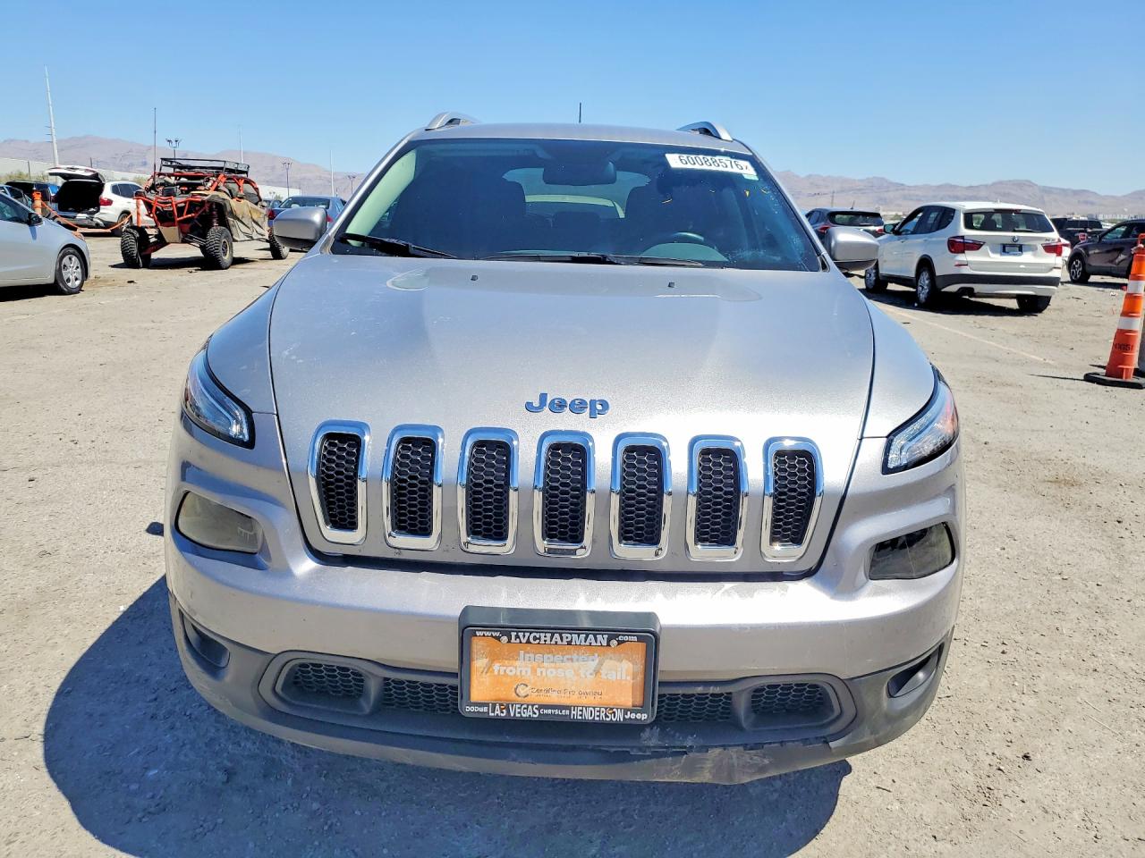 2017 Jeep Cherokee Latitude Silver vin: 1C4PJMCBXHW663729