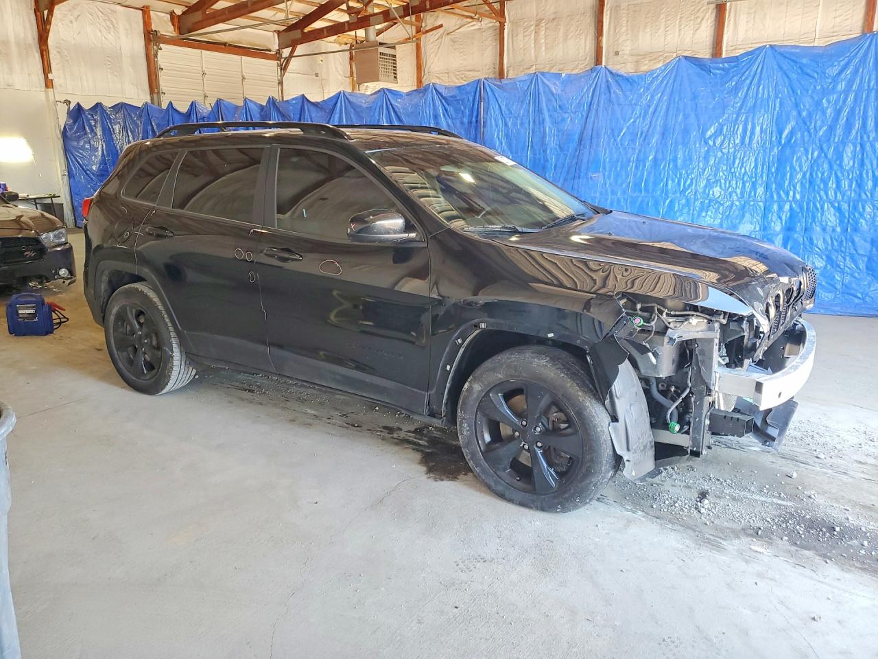 2018 Jeep Cherokee Latitude Black vin: 1C4PJMCBXJD509250
