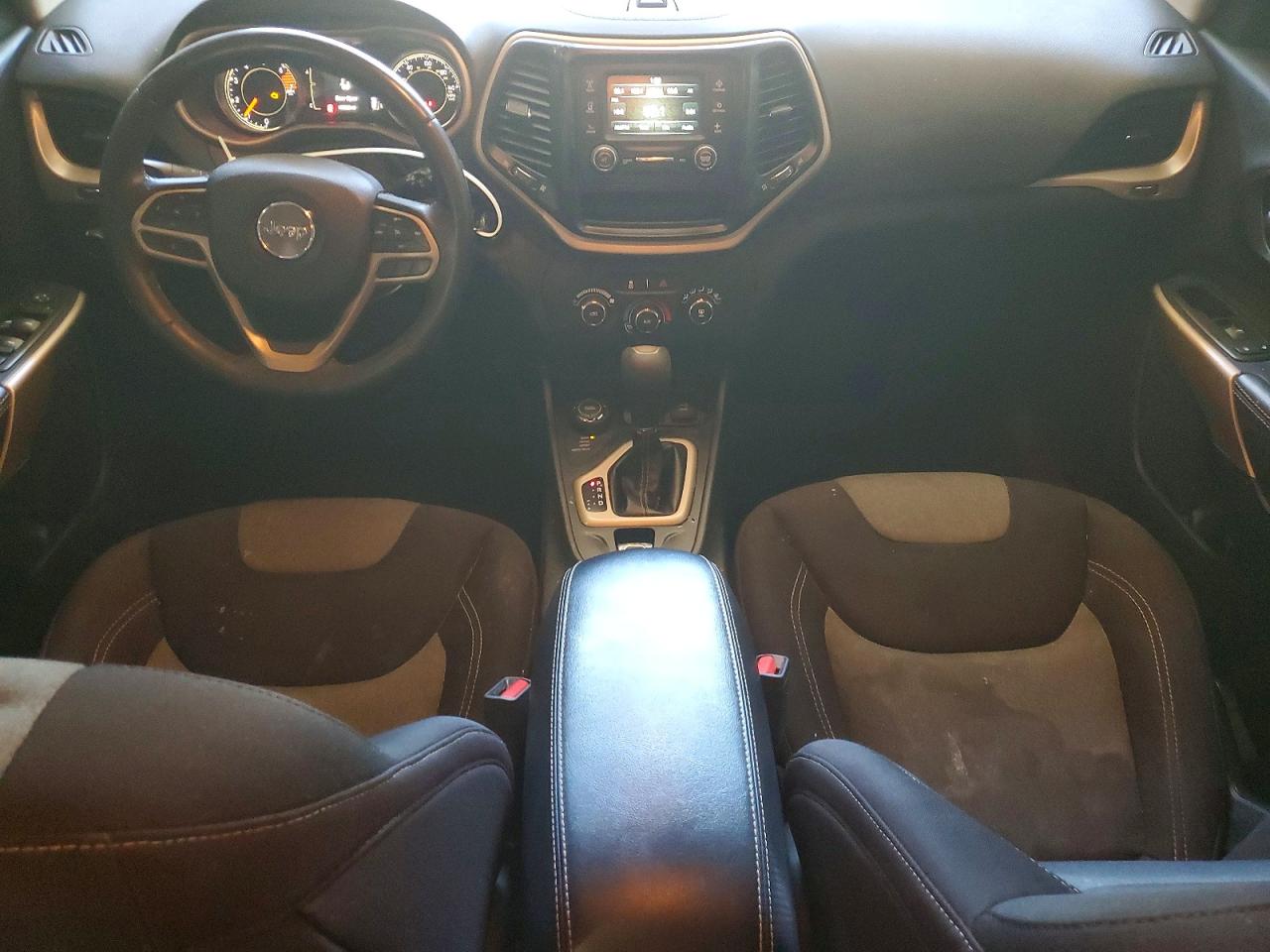 2018 Jeep Cherokee Latitude Black vin: 1C4PJMCBXJD509250