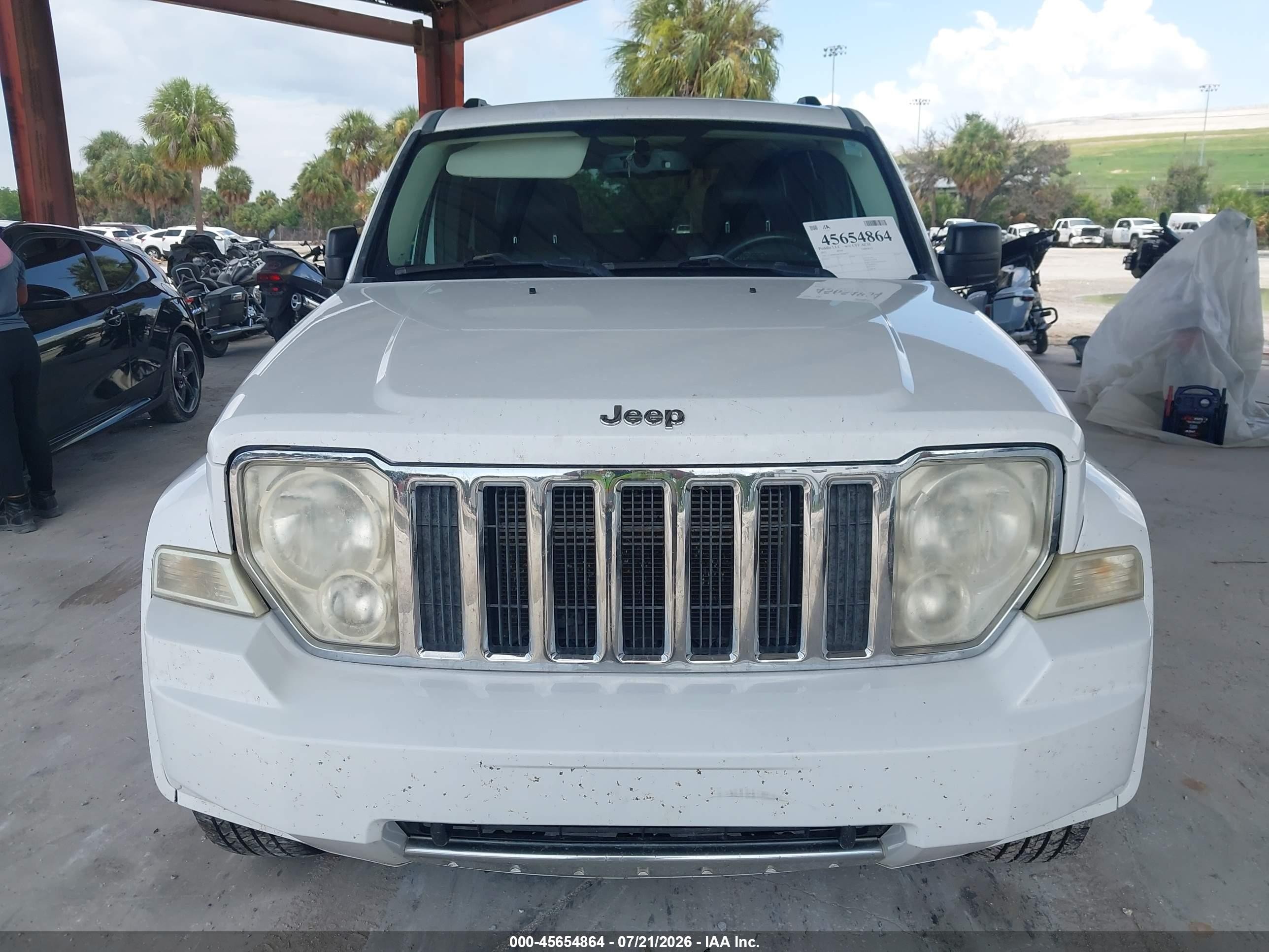 2012 Jeep Liberty Limited Edition White vin: 1C4PJMCK6CW106874