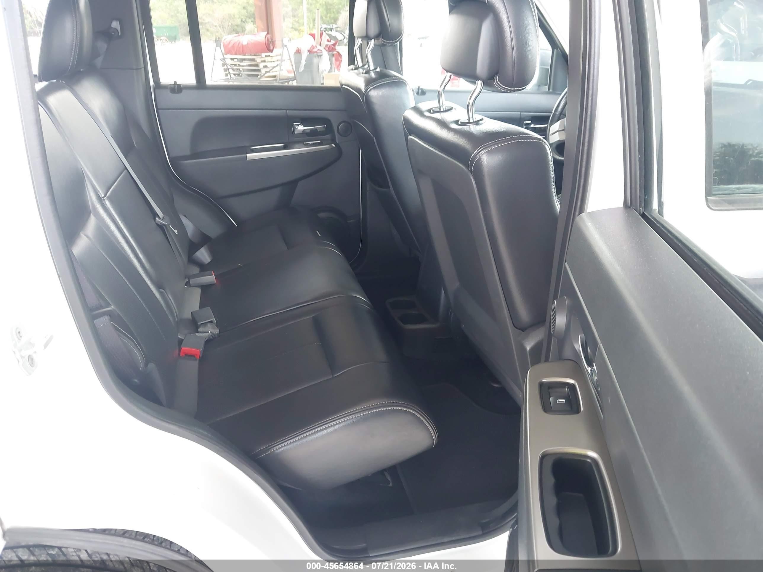 2012 Jeep Liberty Limited Edition White vin: 1C4PJMCK6CW106874