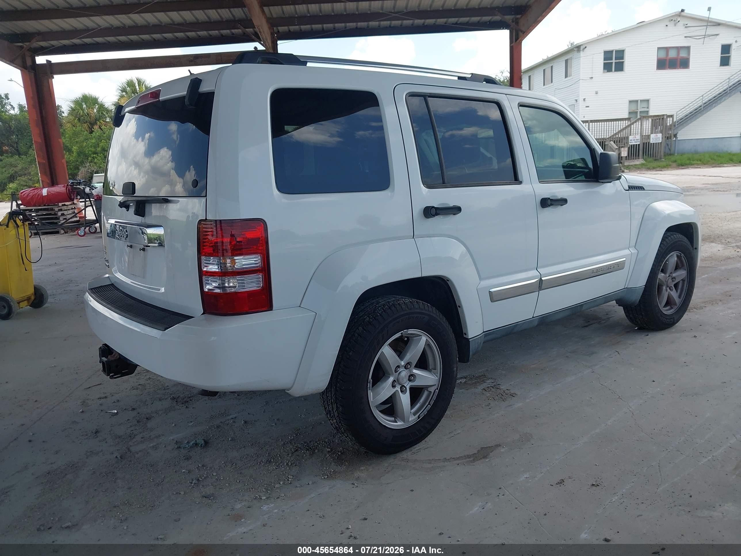 2012 Jeep Liberty Limited Edition White vin: 1C4PJMCK6CW106874