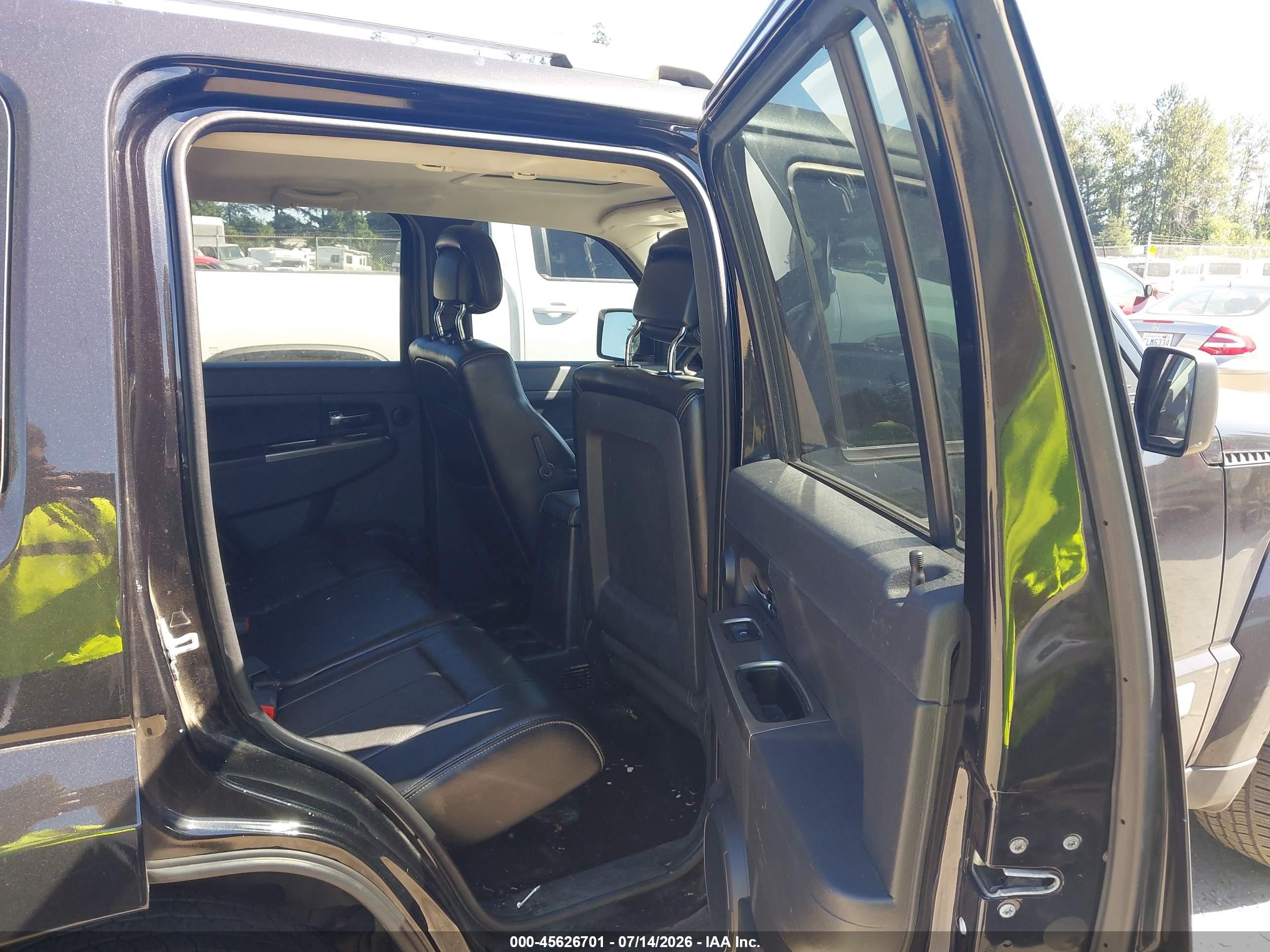 2012 Jeep Liberty Limited Edition Black vin: 1C4PJMCKXCW160677