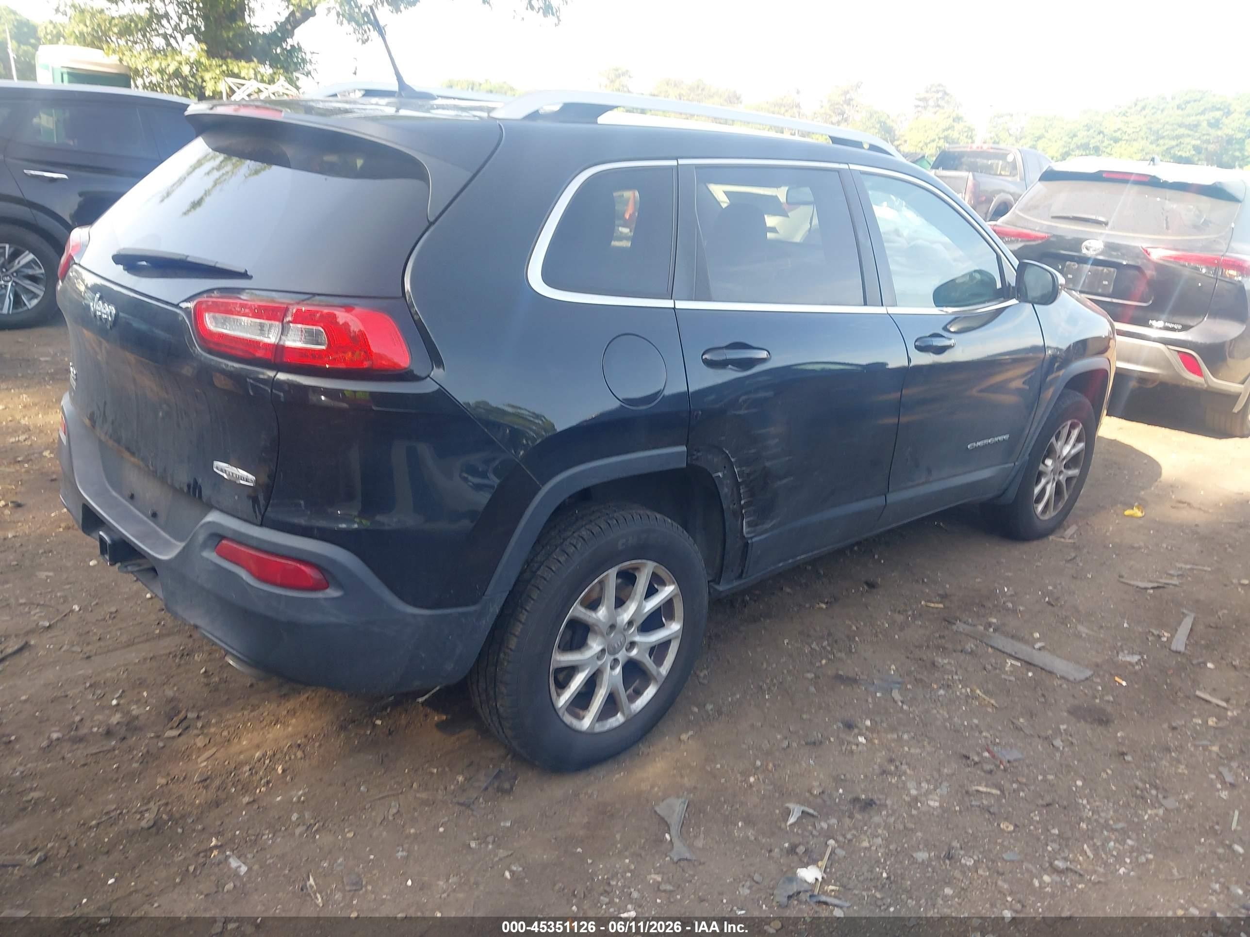 2014 Jeep Cherokee Latitude Black vin: 1C4PJMCS0EW125407