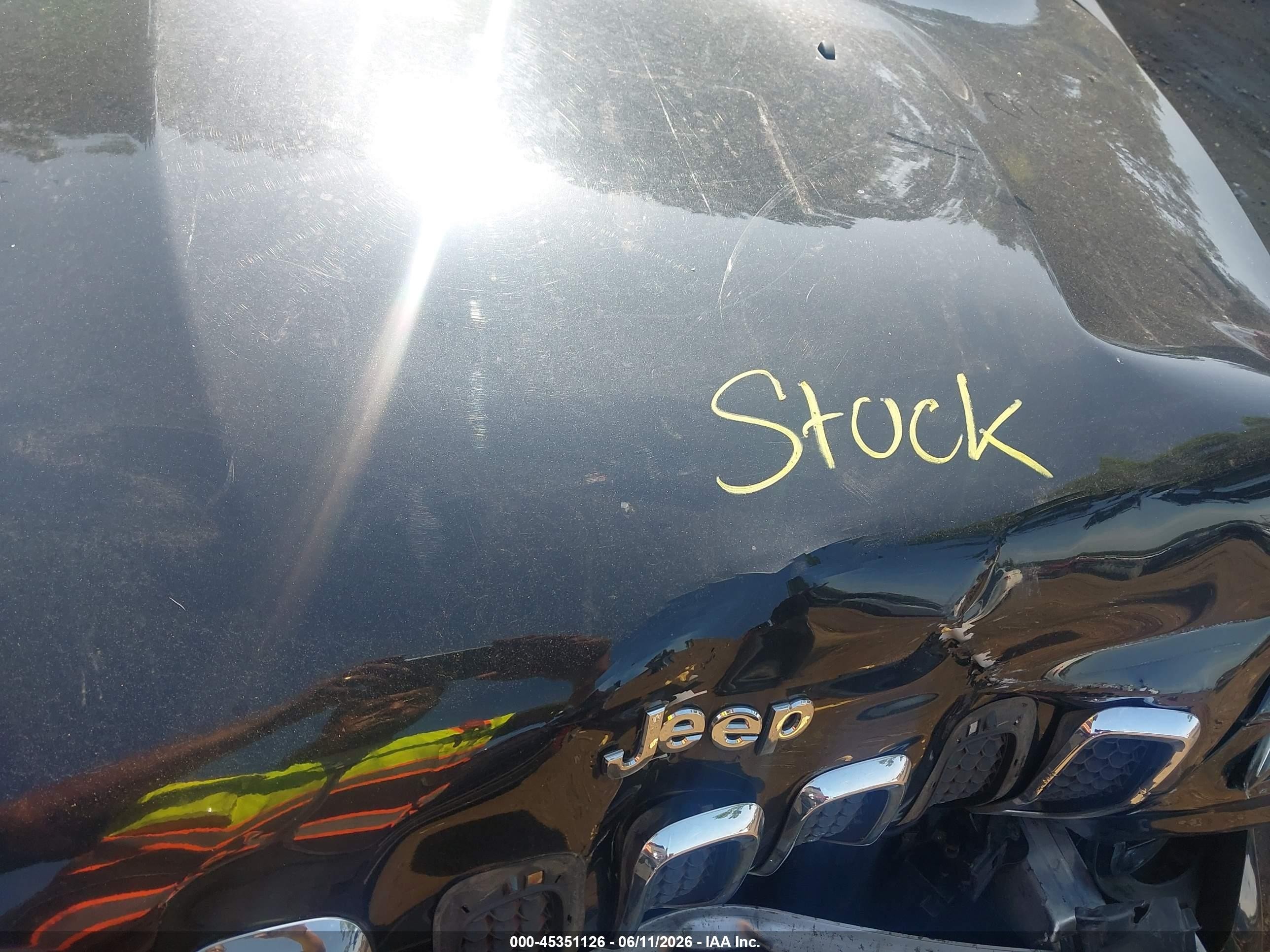 2014 Jeep Cherokee Latitude Black vin: 1C4PJMCS0EW125407
