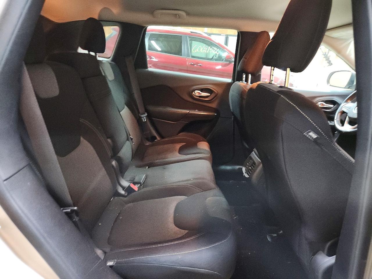 2014 Jeep Cherokee Latitude Tan vin: 1C4PJMCS0EW187843