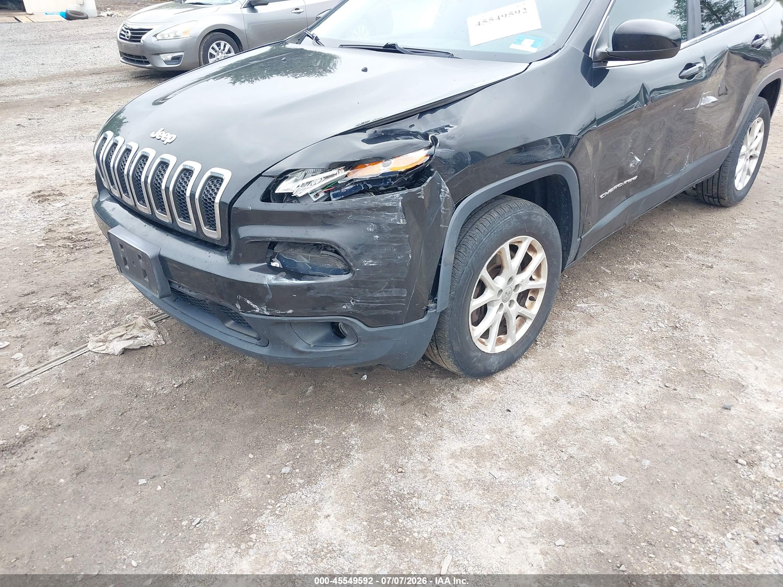 2014 Jeep Cherokee Latitude Черный vin: 1C4PJMCS0EW226799