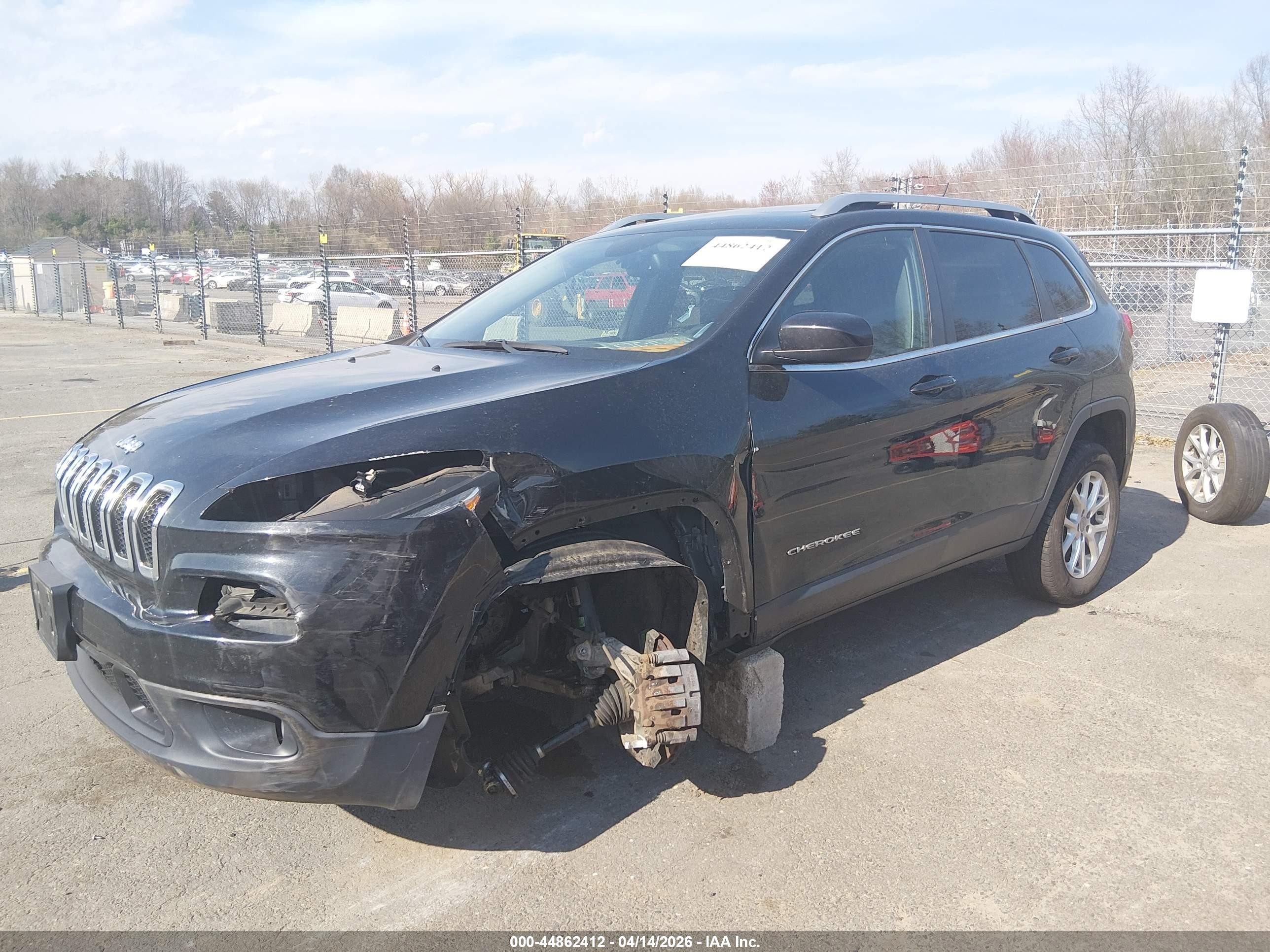 2014 Jeep Cherokee Latitude Черный vin: 1C4PJMCS0EW248463