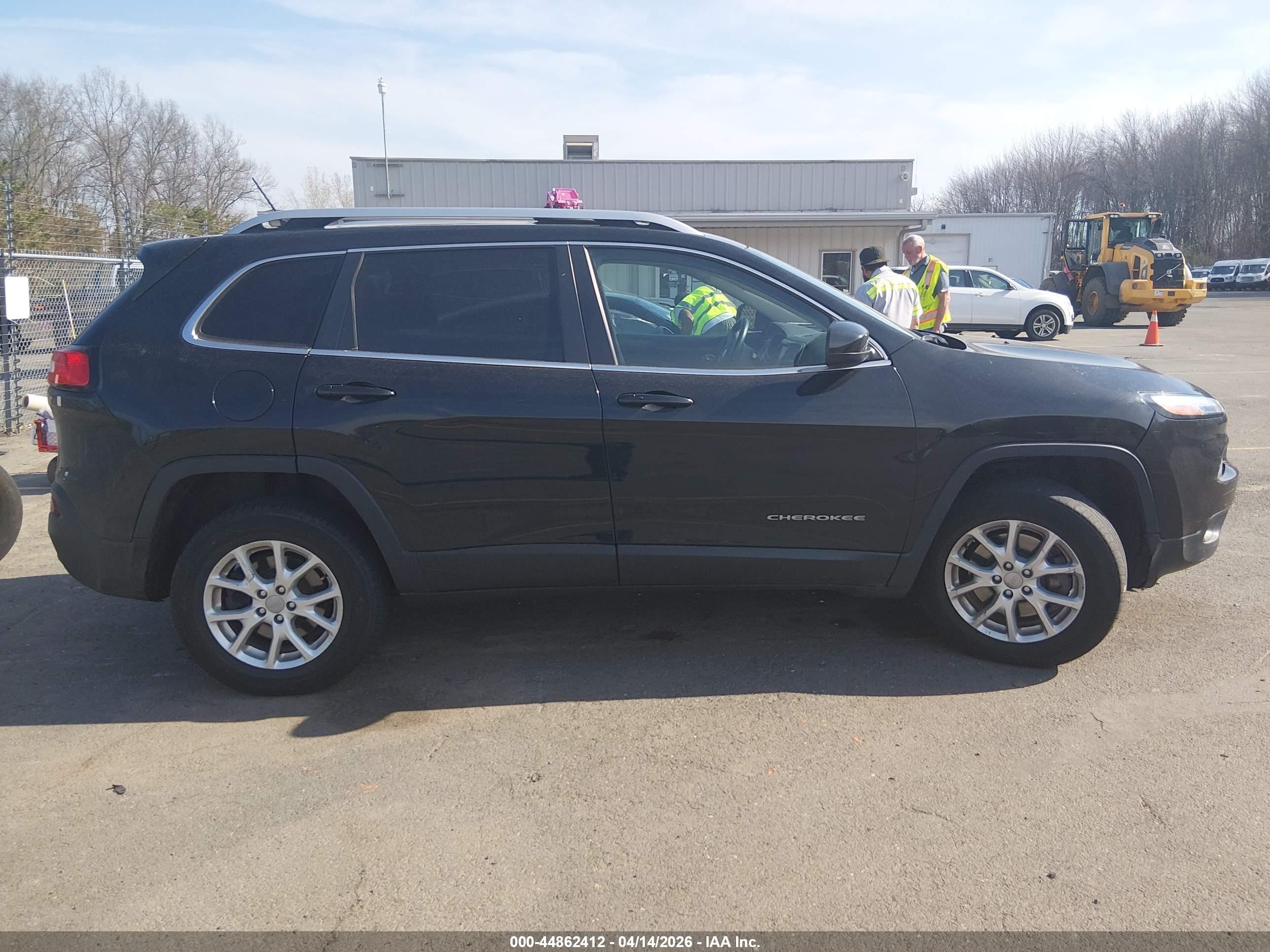 2014 Jeep Cherokee Latitude Черный vin: 1C4PJMCS0EW248463