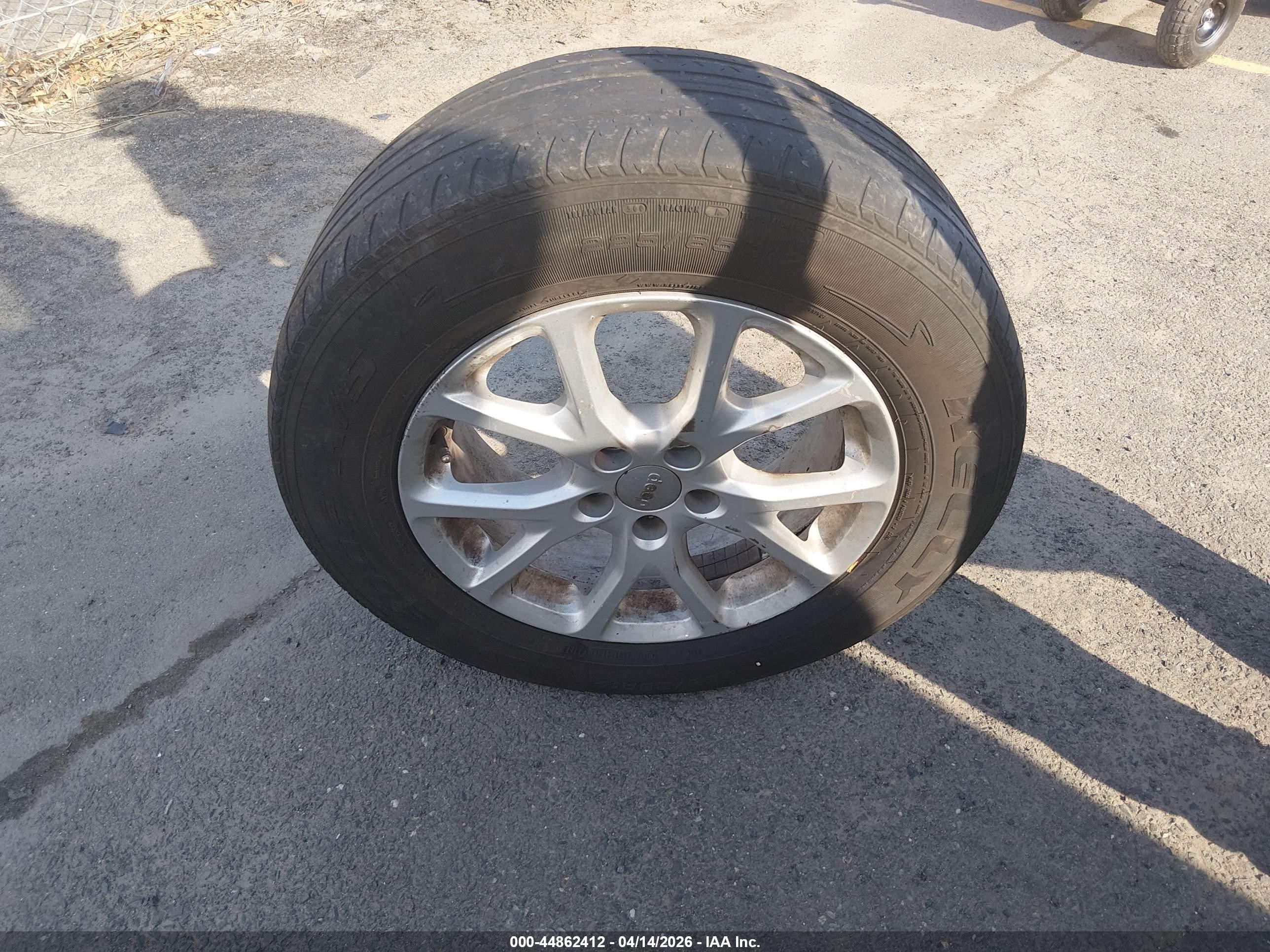 2014 Jeep Cherokee Latitude Черный vin: 1C4PJMCS0EW248463