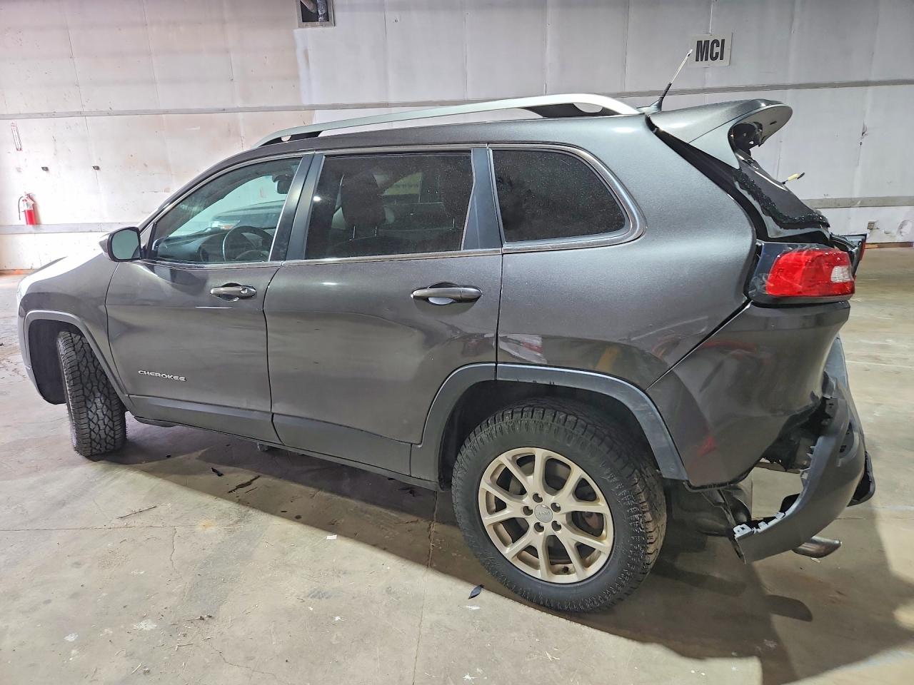 2014 Jeep Cherokee Latitude Gray vin: 1C4PJMCS0EW304885