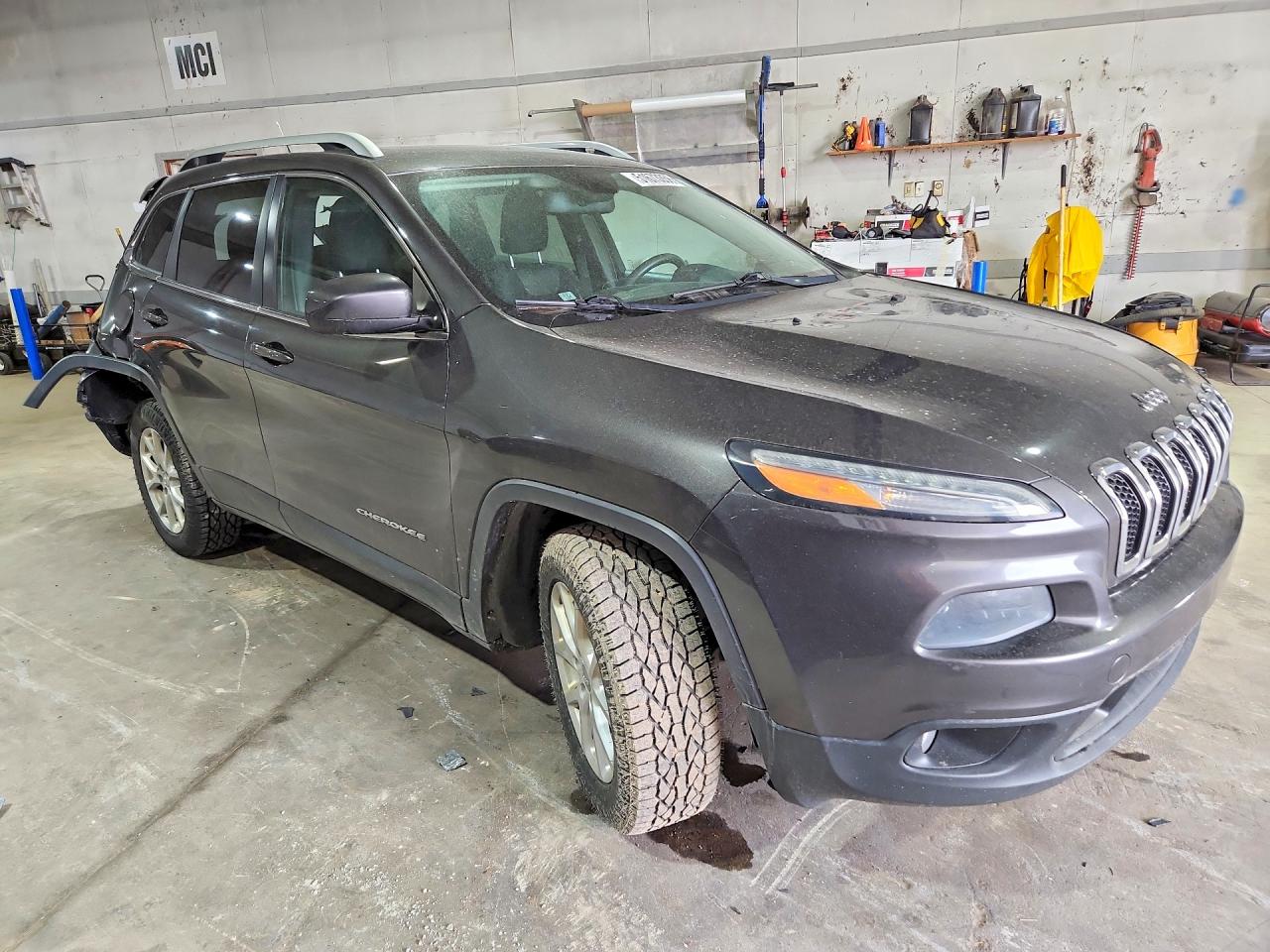 2014 Jeep Cherokee Latitude Gray vin: 1C4PJMCS0EW304885