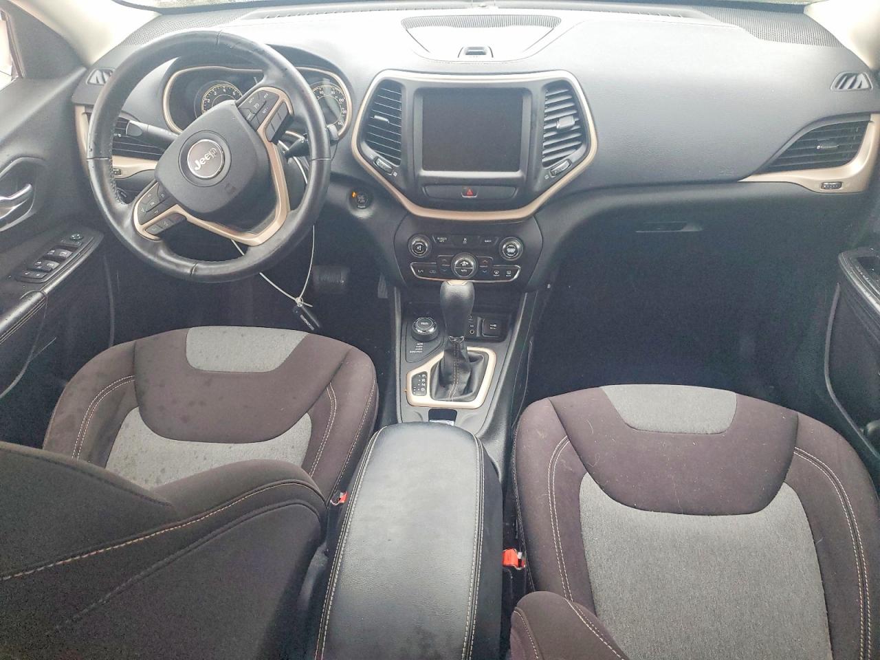 2014 Jeep Cherokee Latitude Gray vin: 1C4PJMCS0EW321895