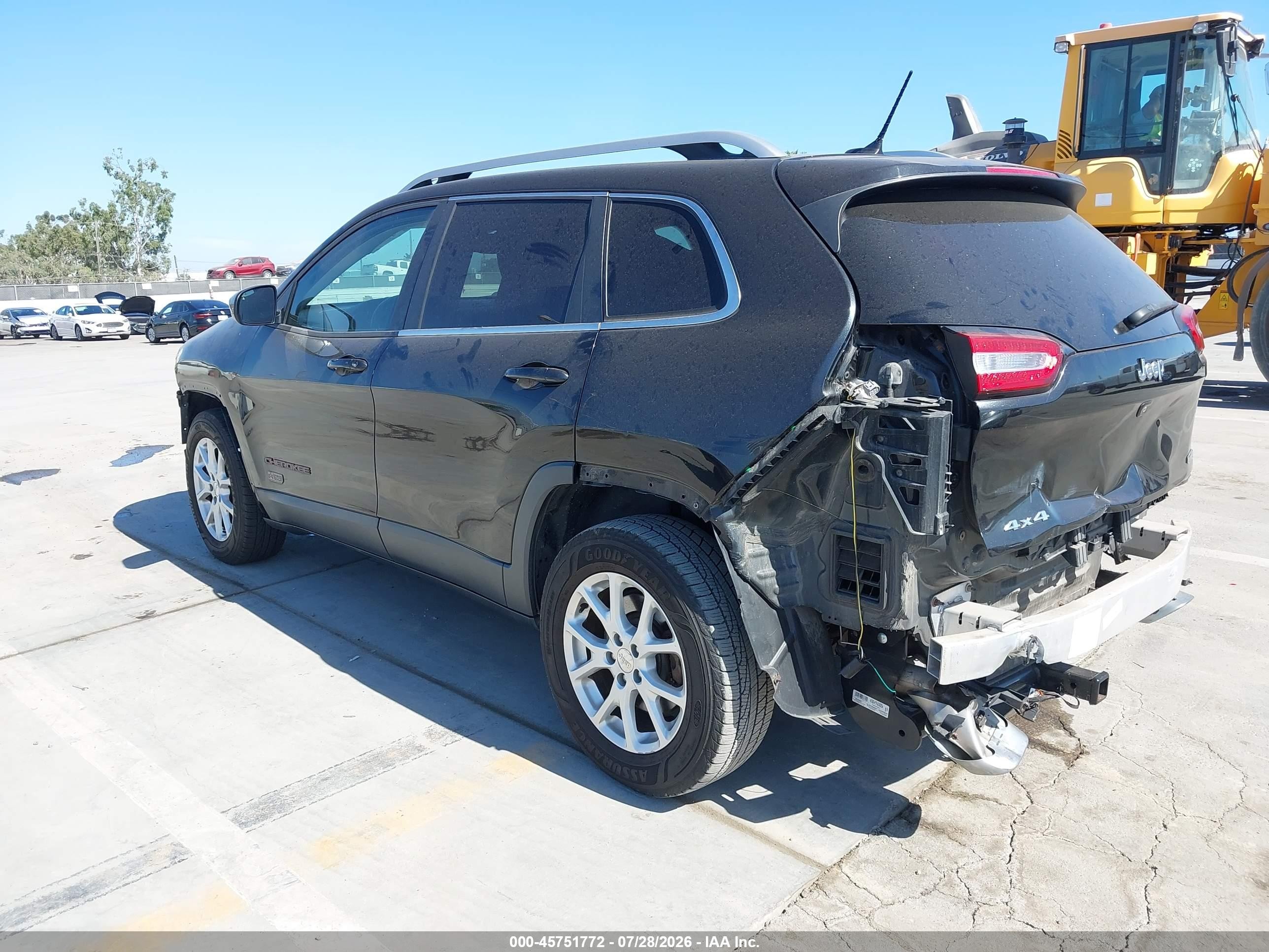 2015 Jeep Cherokee Latitude Black vin: 1C4PJMCS0FW528983