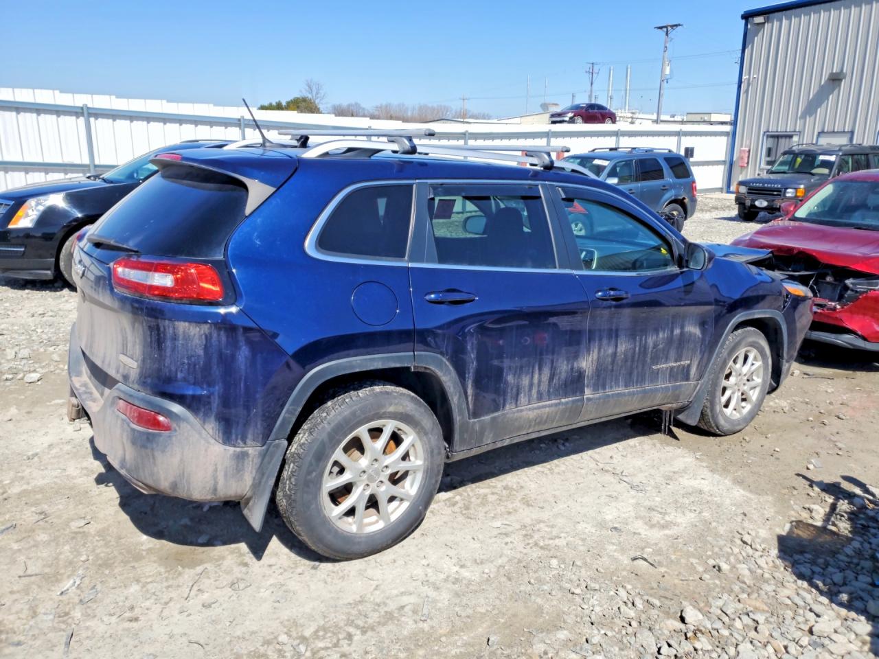 2015 Jeep Cherokee Latitude Blue vin: 1C4PJMCS0FW552250