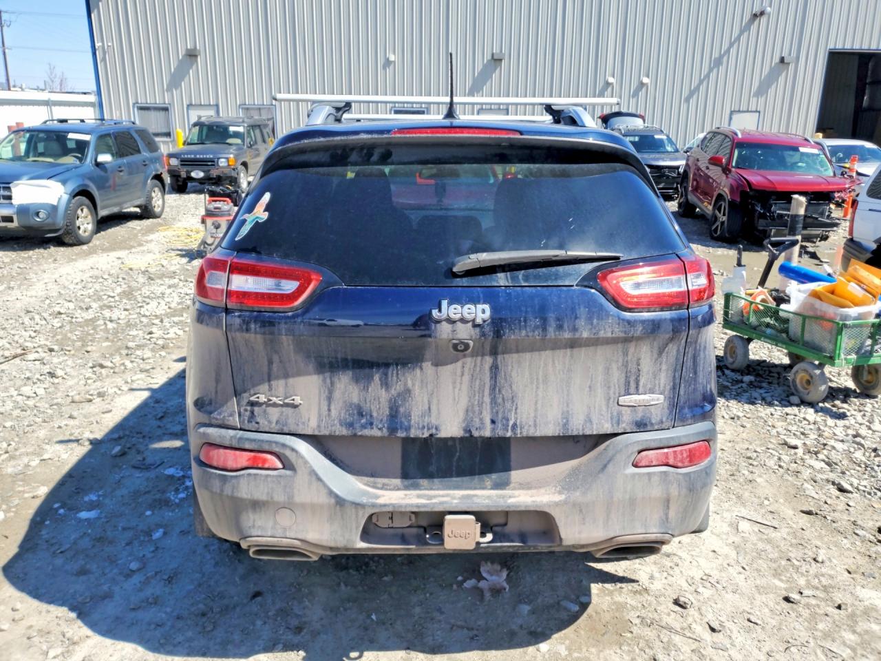 2015 Jeep Cherokee Latitude Blue vin: 1C4PJMCS0FW552250