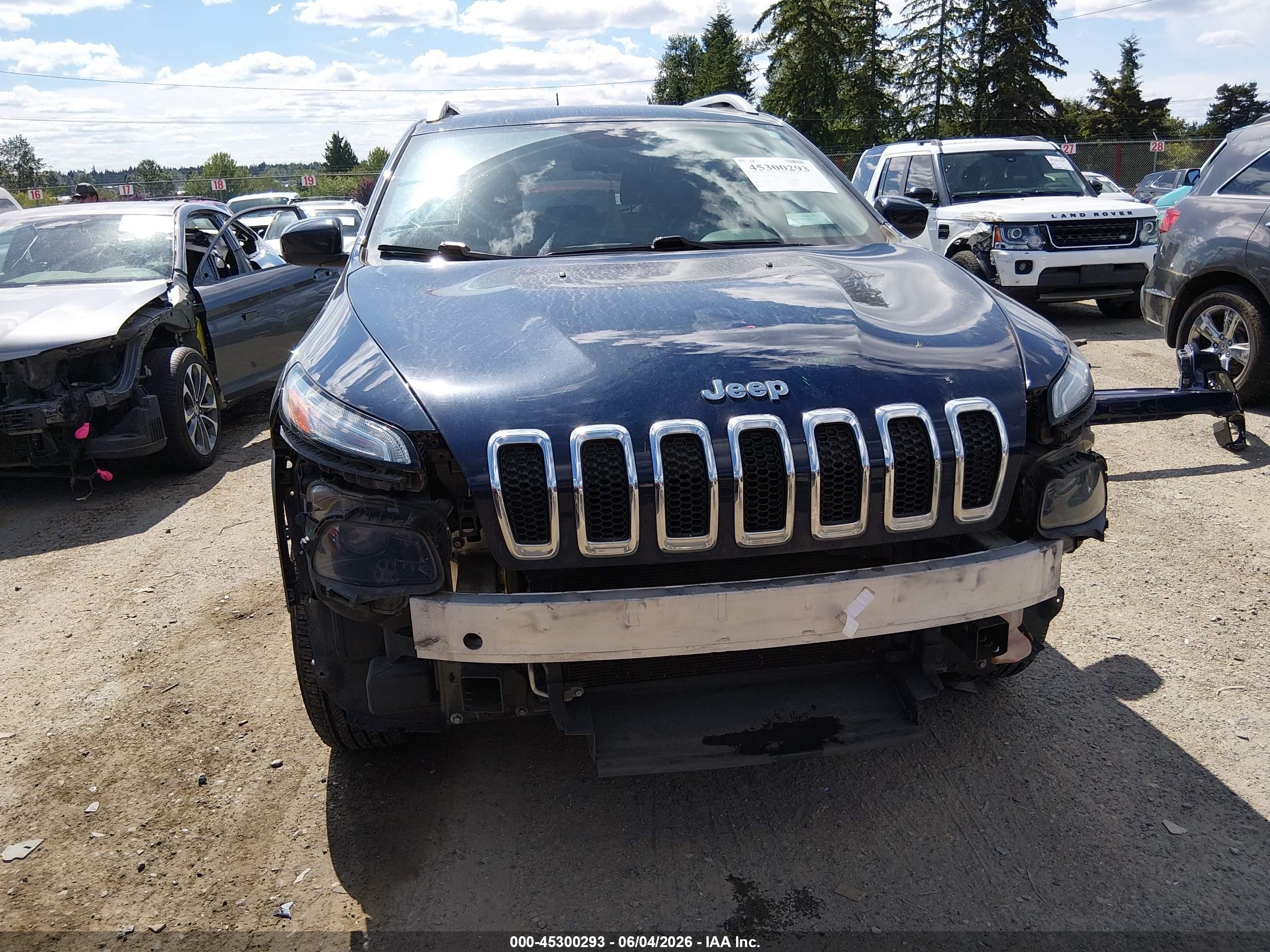 2015 Jeep Cherokee Latitude Blue vin: 1C4PJMCS0FW571607