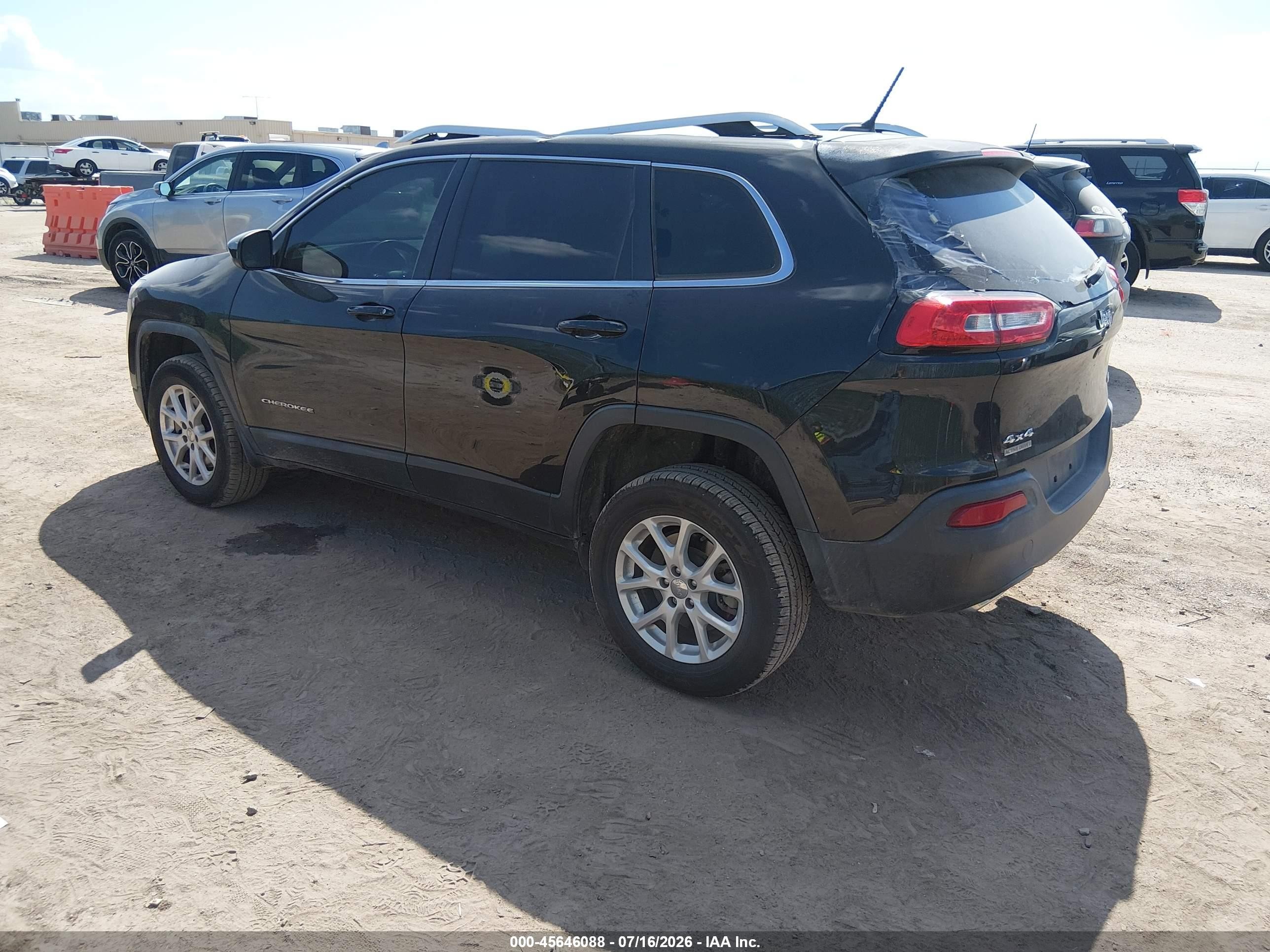 2015 Jeep Cherokee Latitude Black vin: 1C4PJMCS0FW726155