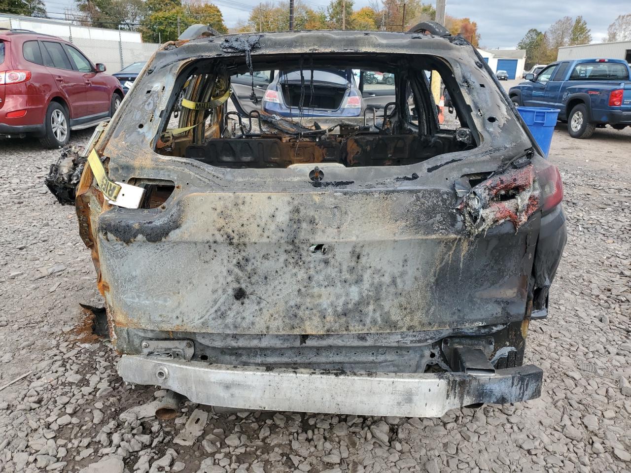 2015 Jeep Cherokee Latitude Burn vin: 1C4PJMCS0FW757941