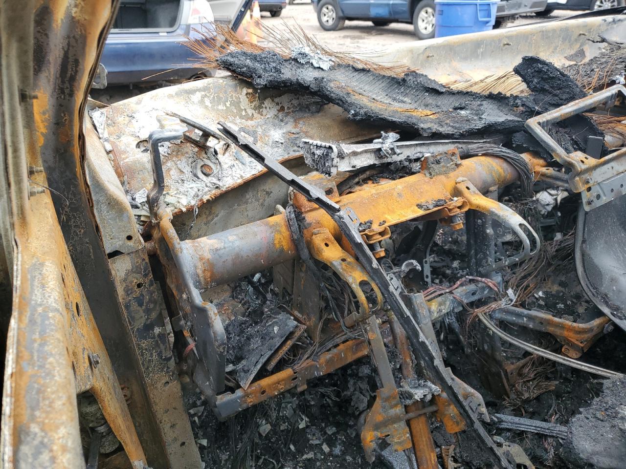 2015 Jeep Cherokee Latitude Burn vin: 1C4PJMCS0FW757941