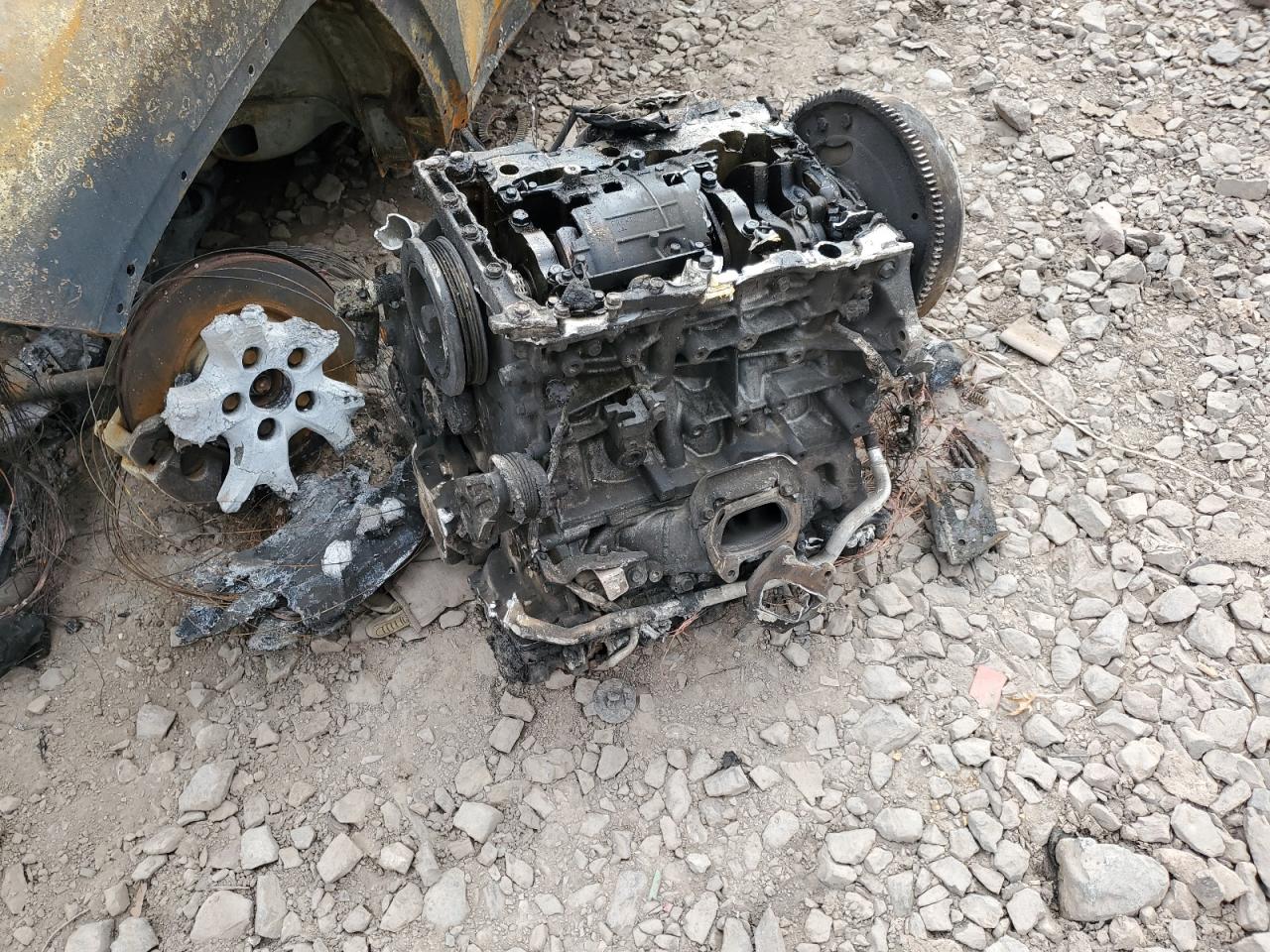 2015 Jeep Cherokee Latitude Burn vin: 1C4PJMCS0FW757941
