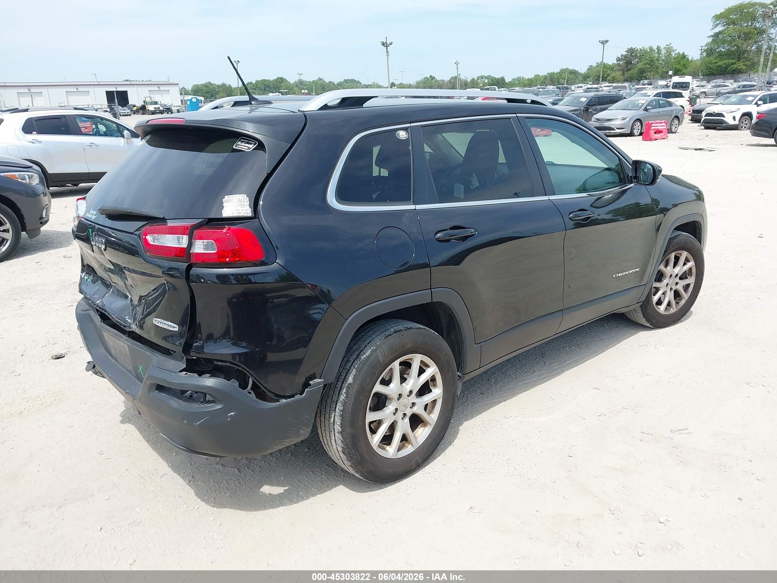 2015 Jeep Cherokee Latitude Black vin: 1C4PJMCS0FW795606