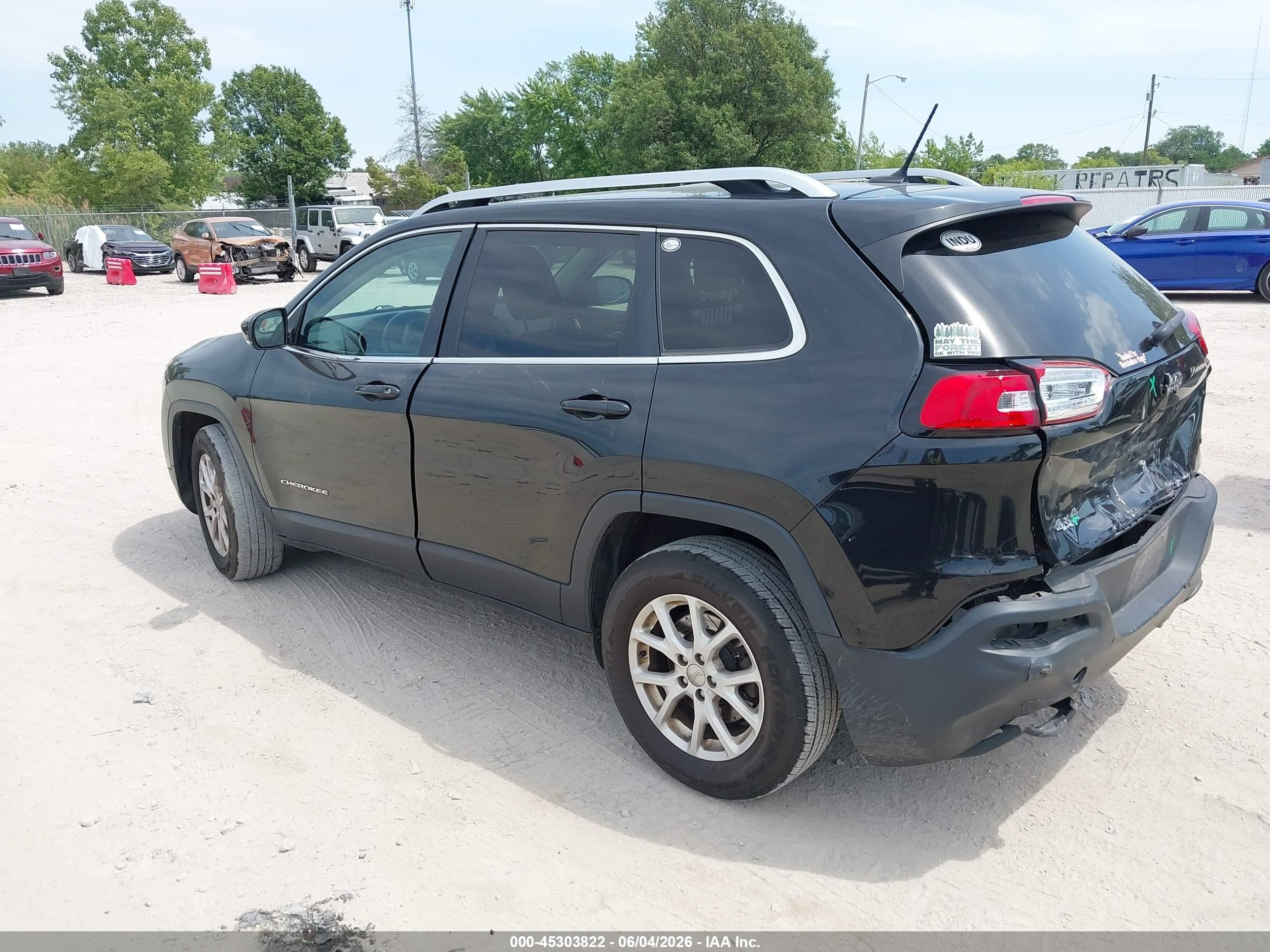 2015 Jeep Cherokee Latitude Black vin: 1C4PJMCS0FW795606
