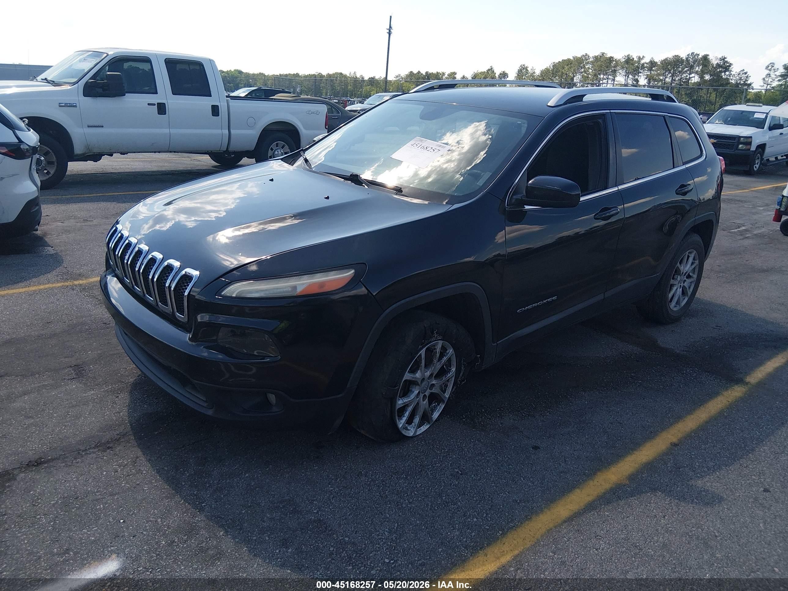 2016 Jeep Cherokee Latitude Black vin: 1C4PJMCS0GW283006