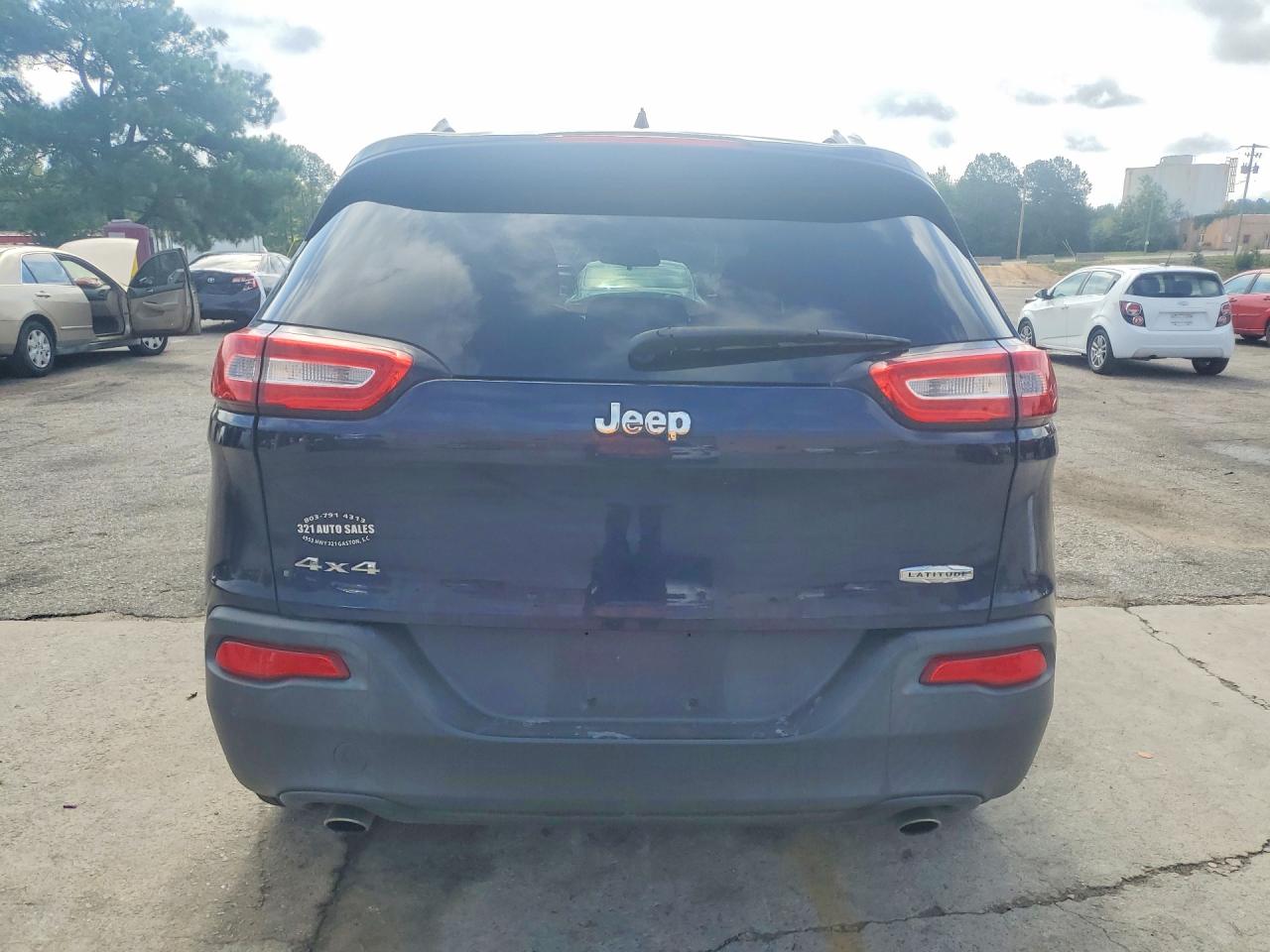 2014 Jeep Cherokee Latitude Blue vin: 1C4PJMCS1EW321890