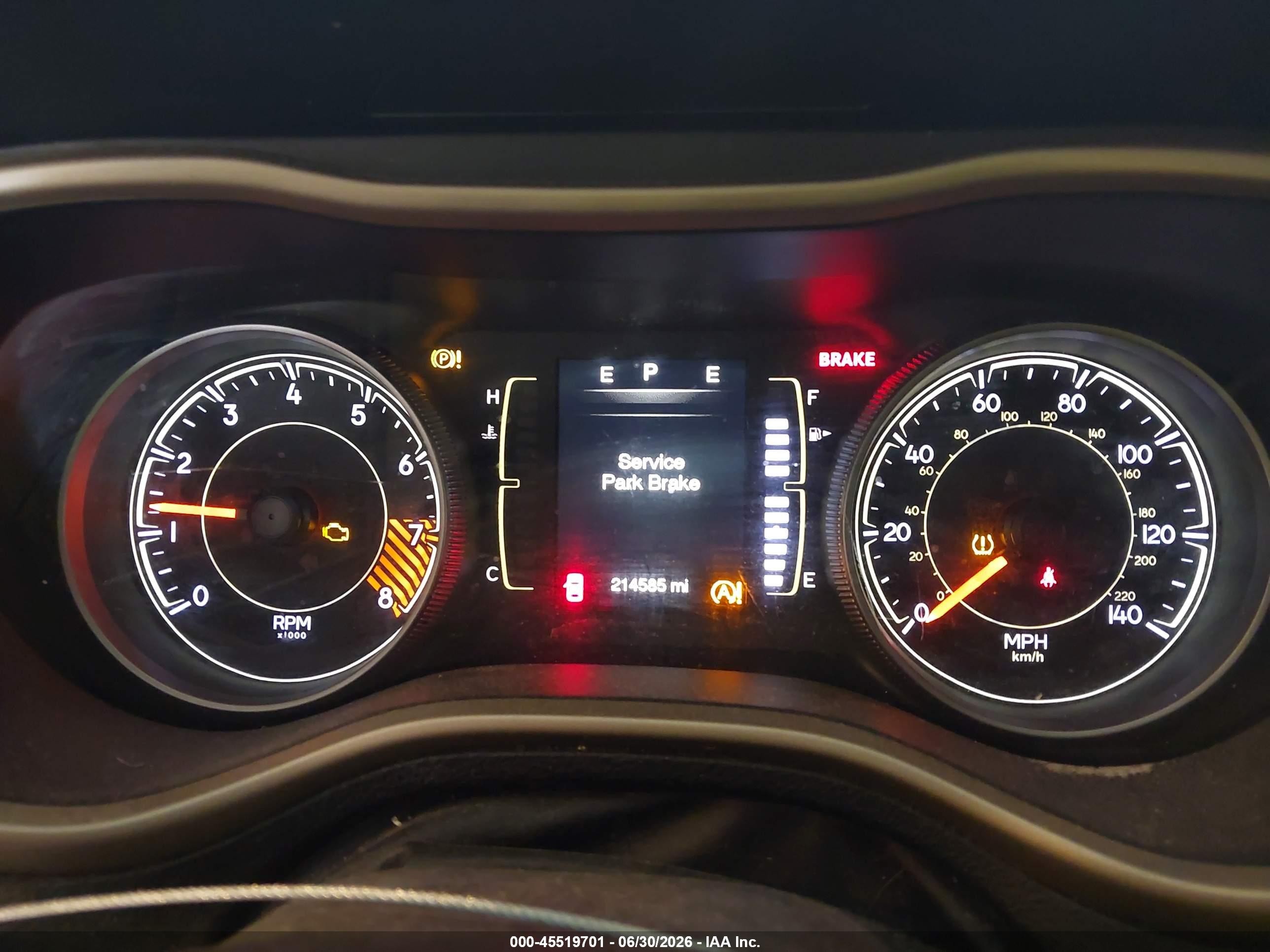 2015 Jeep Cherokee Latitude Gray vin: 1C4PJMCS1FW521623