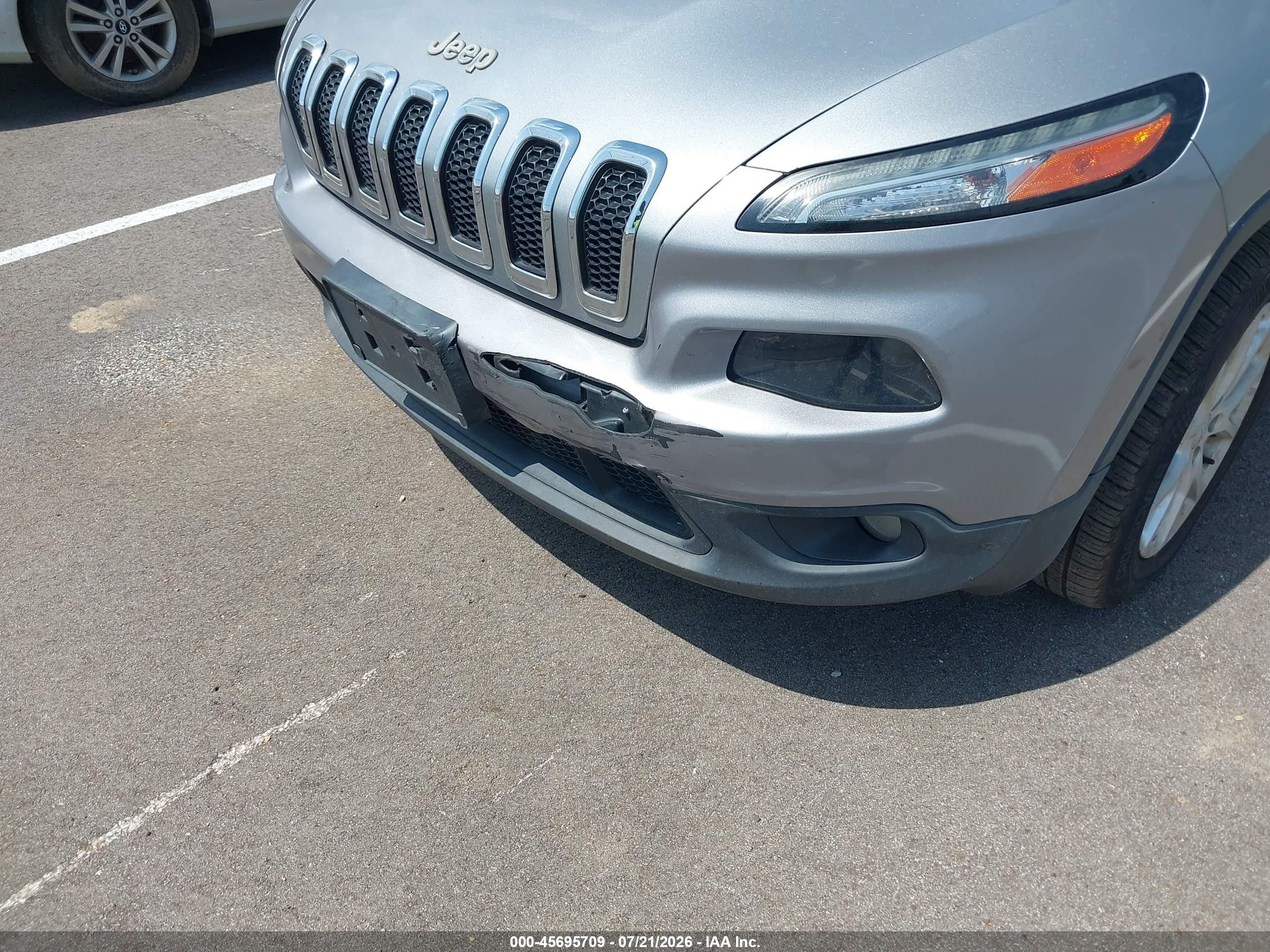 2015 Jeep Cherokee Latitude Серый vin: 1C4PJMCS1FW525087
