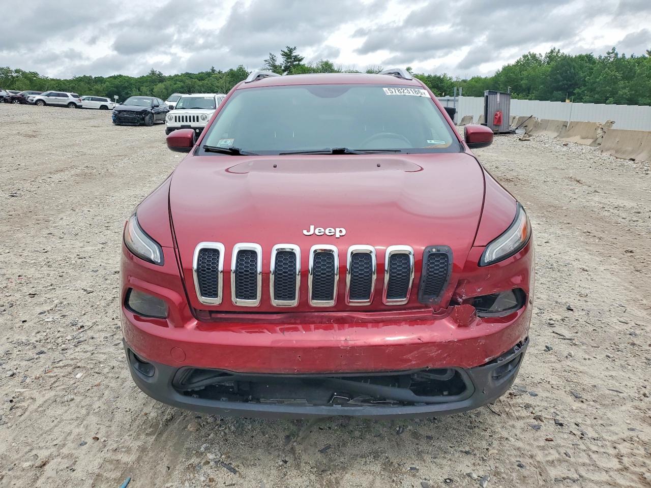 2015 Jeep Cherokee Latitude Красный vin: 1C4PJMCS1FW574046