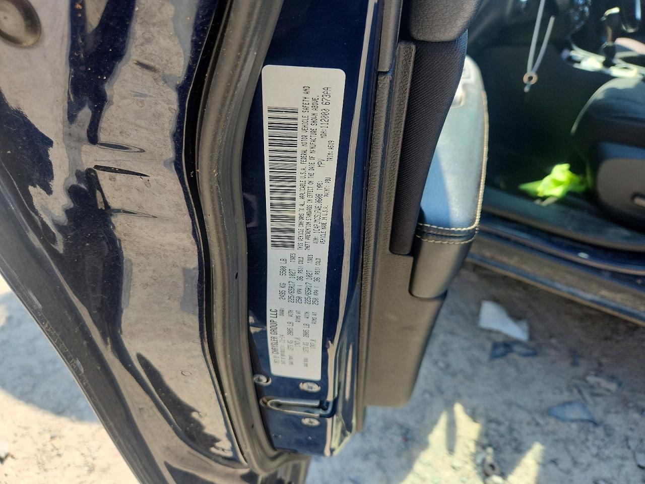 2015 Jeep Cherokee Latitude Blue vin: 1C4PJMCS1FW610608
