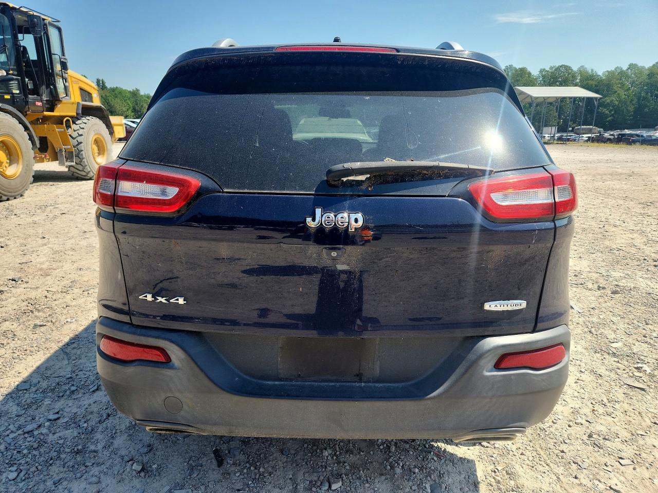 2015 Jeep Cherokee Latitude Blue vin: 1C4PJMCS1FW610608