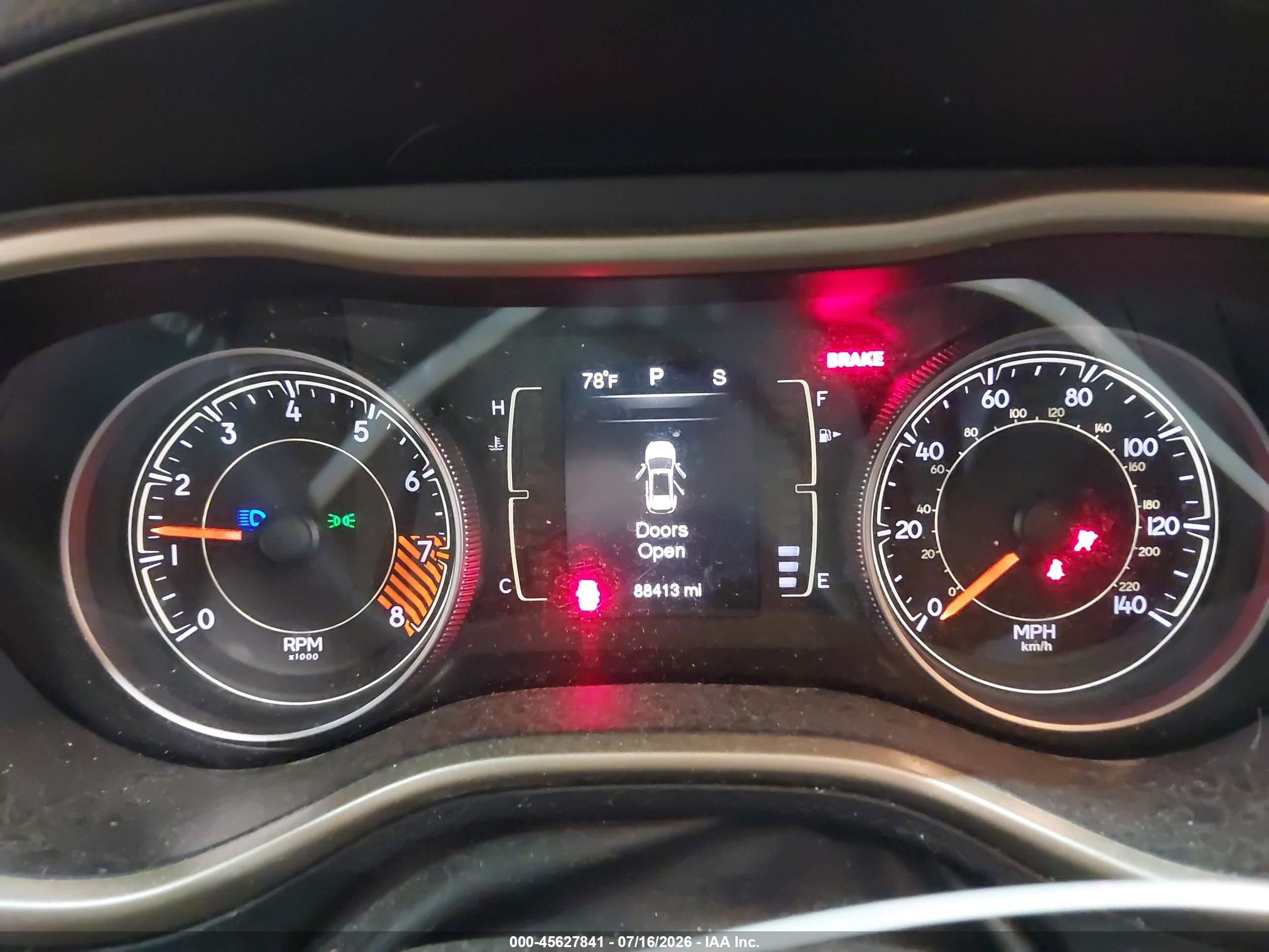 2015 Jeep Cherokee Latitude Gray vin: 1C4PJMCS1FW641504