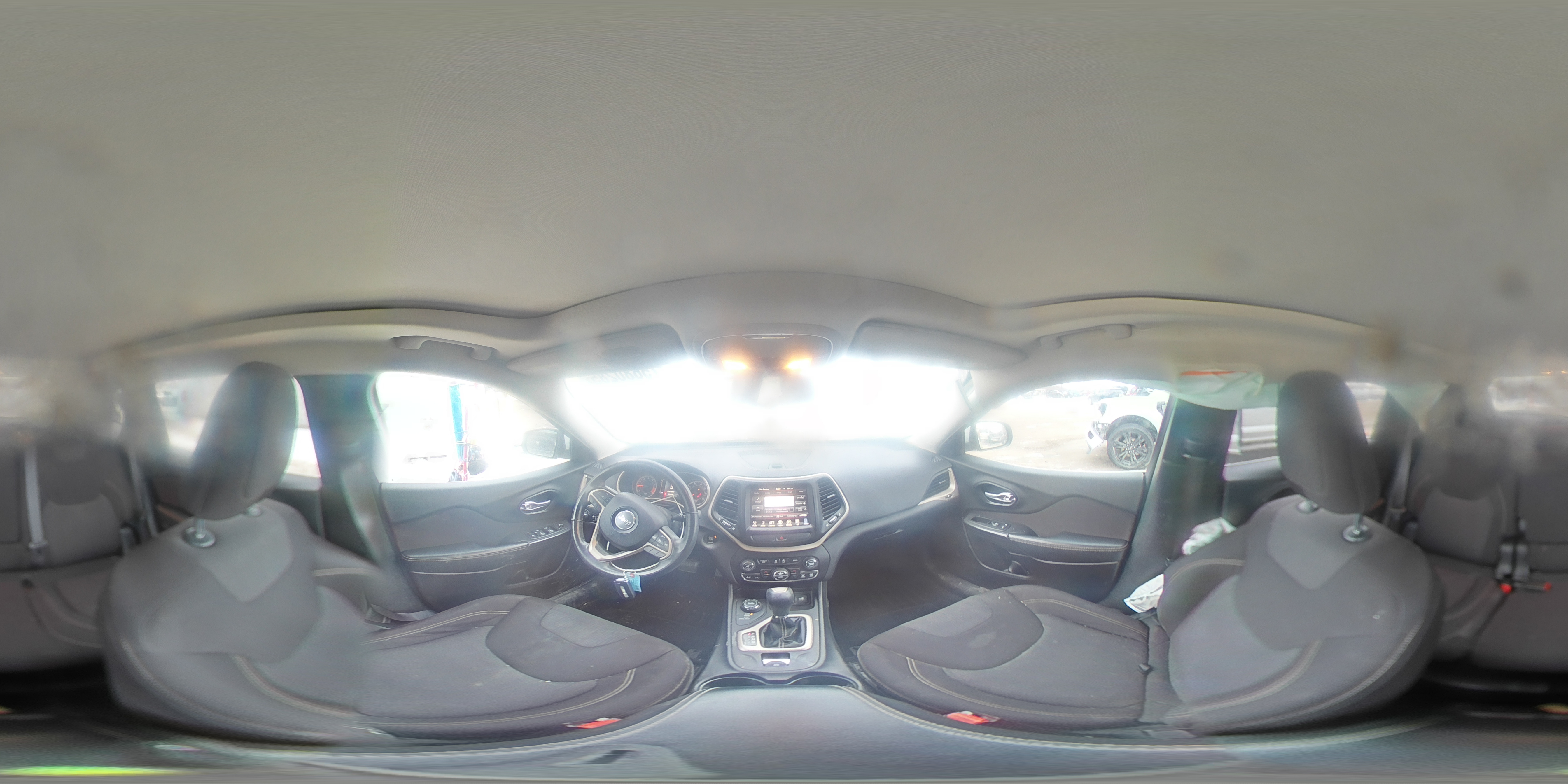 2015 Jeep Cherokee Latitude Белый vin: 1C4PJMCS1FW739576
