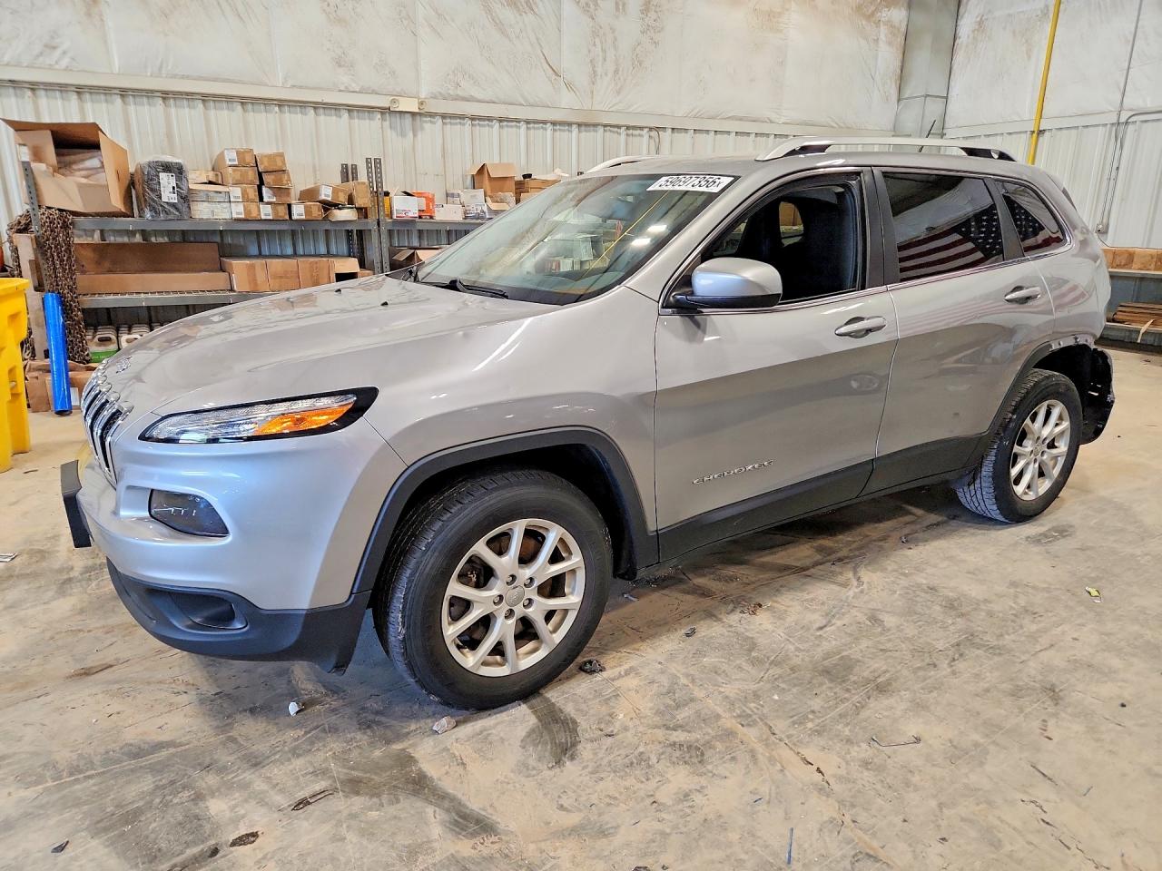 2015 Jeep Cherokee Latitude Серебряный vin: 1C4PJMCS1FW745331
