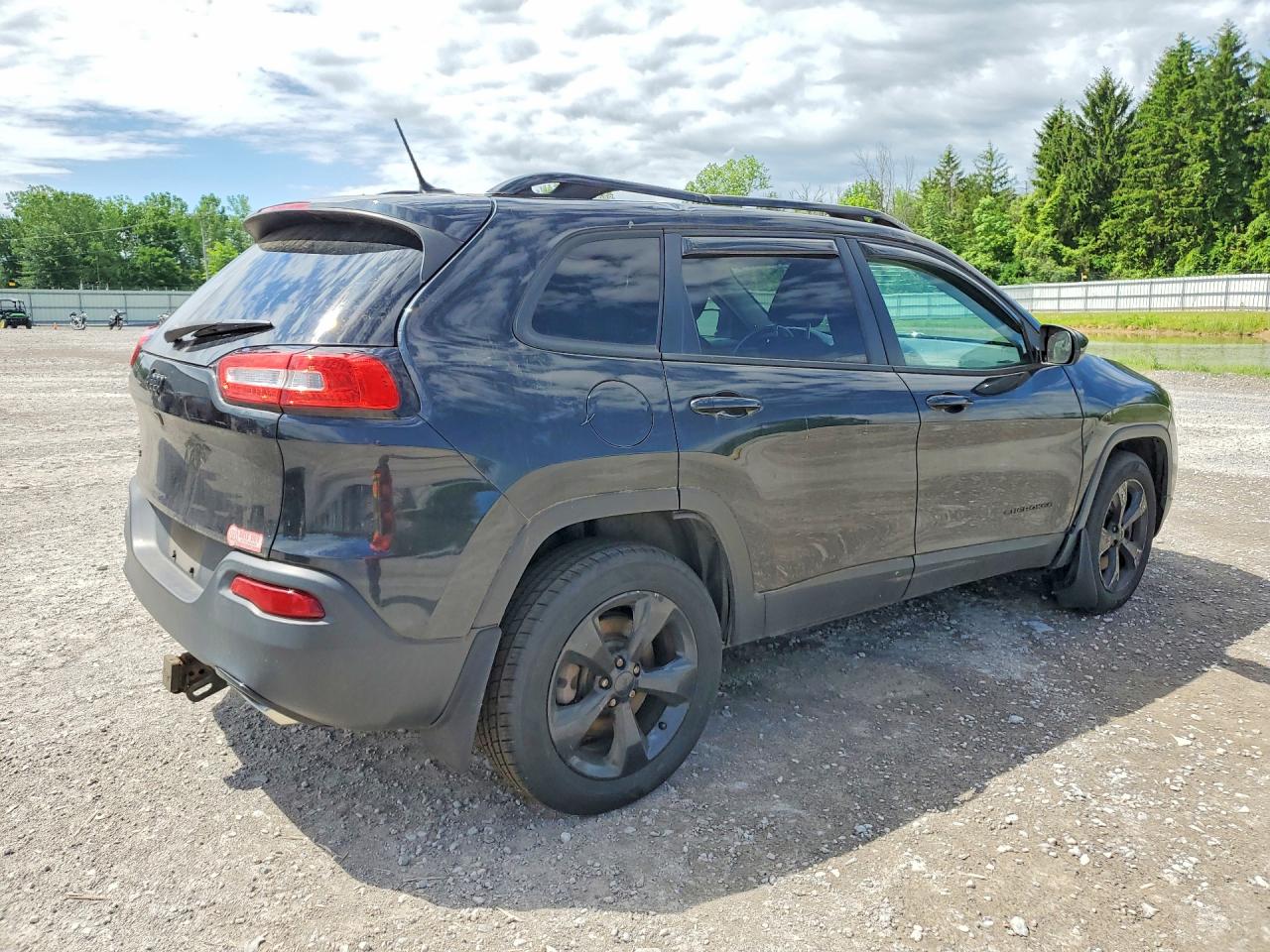 2015 Jeep Cherokee Latitude Black vin: 1C4PJMCS1FW750030