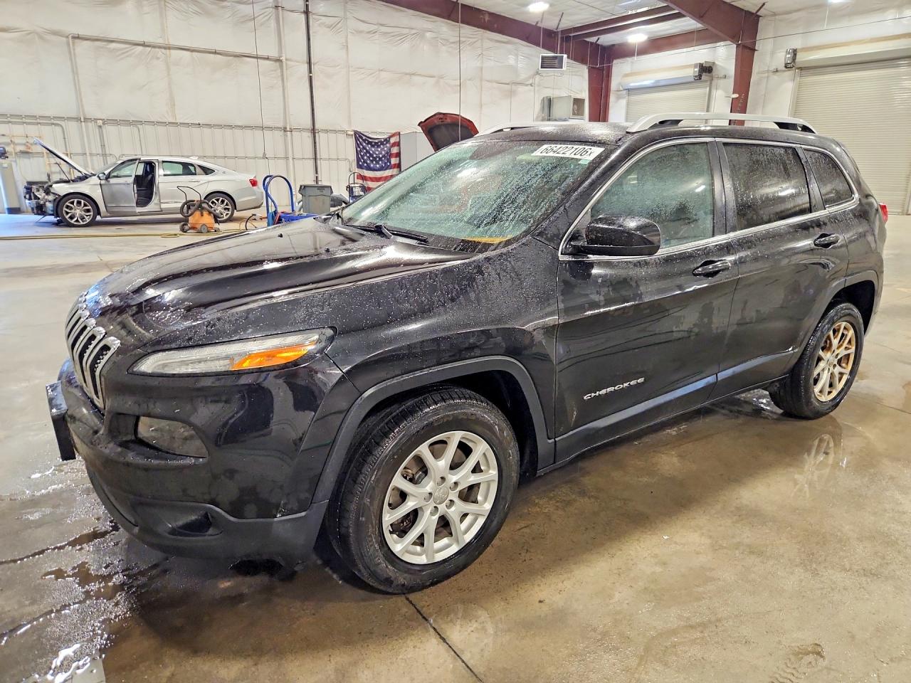 2015 Jeep Cherokee Latitude Black vin: 1C4PJMCS1FW773842