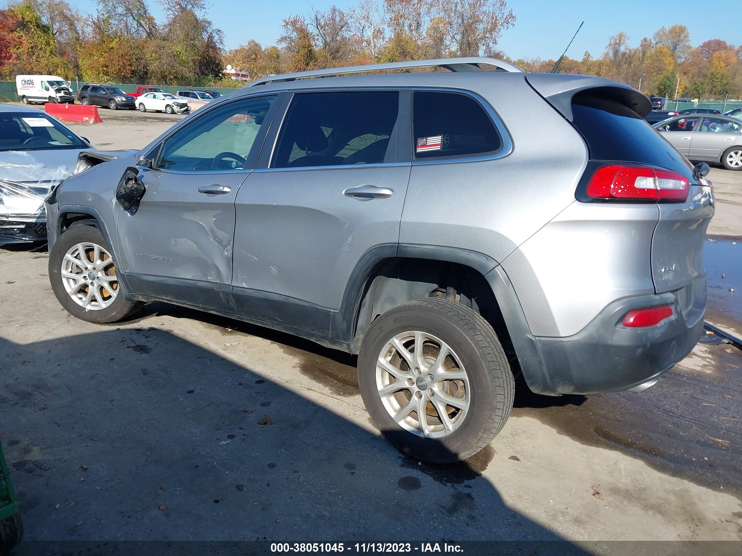 2014 Jeep Cherokee Latitude Gray vin: 1C4PJMCS2EW114473