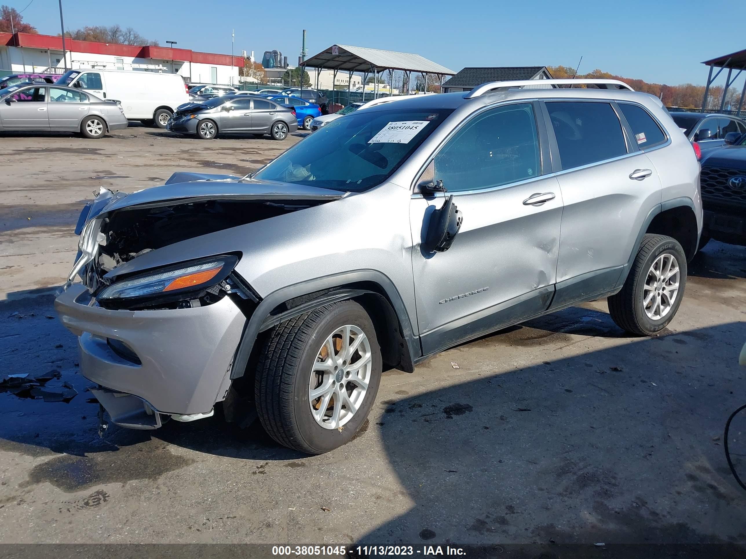 2014 Jeep Cherokee Latitude Gray vin: 1C4PJMCS2EW114473