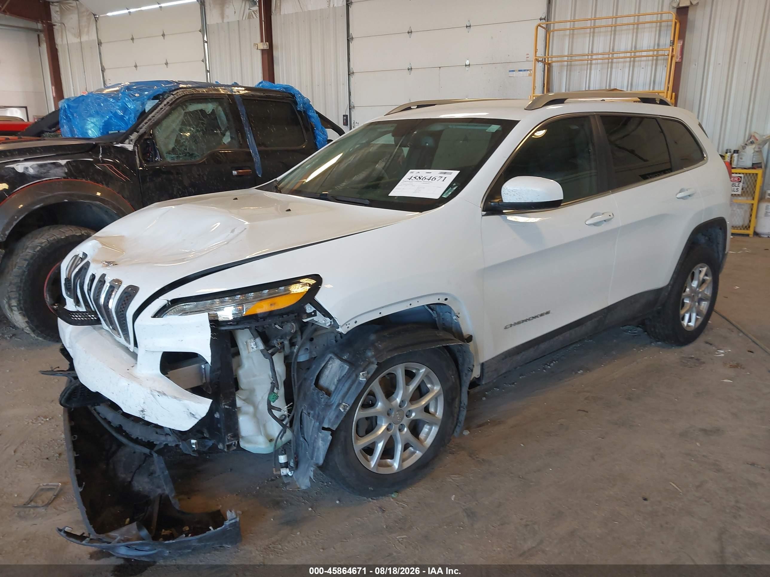 2014 Jeep Cherokee Latitude Белый vin: 1C4PJMCS2EW142662