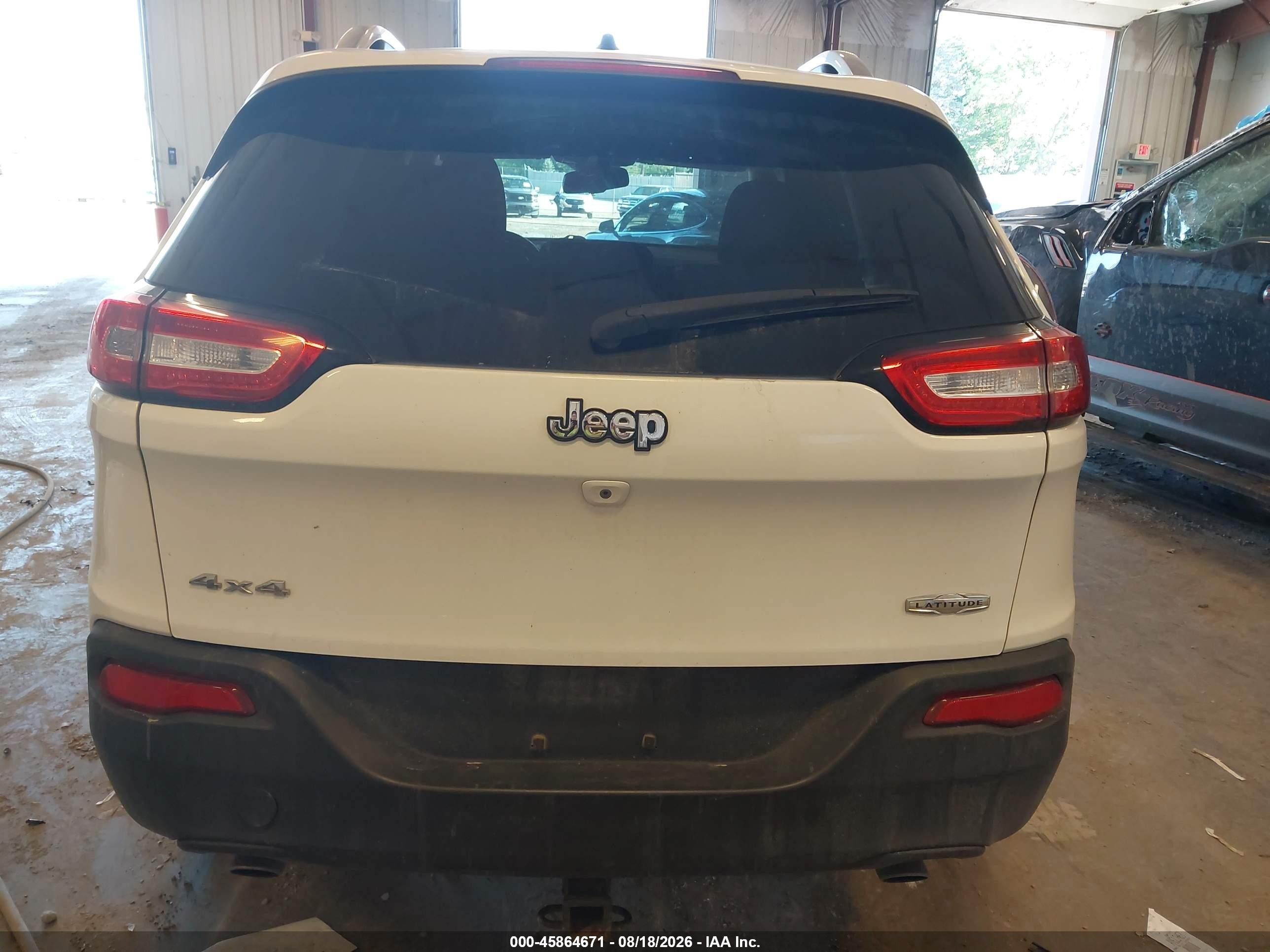 2014 Jeep Cherokee Latitude Белый vin: 1C4PJMCS2EW142662